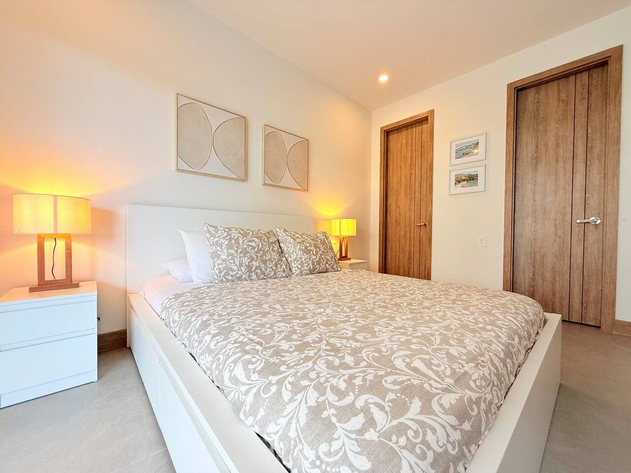 Beachfront Apartment | Private Pool | Morros Kai - Image 10