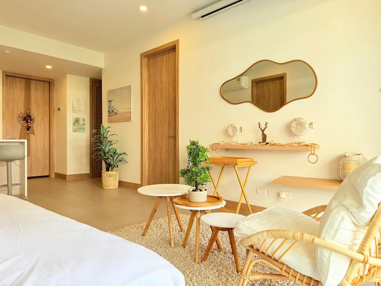 Beachfront Apartment | Private Pool | Morros Kai - Image 33