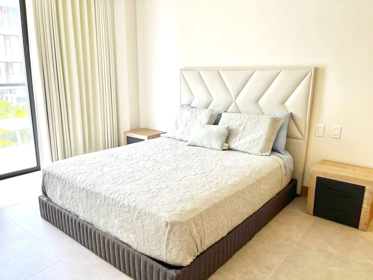 Exclusive Apartment | Endless Ocean Views - Image 16