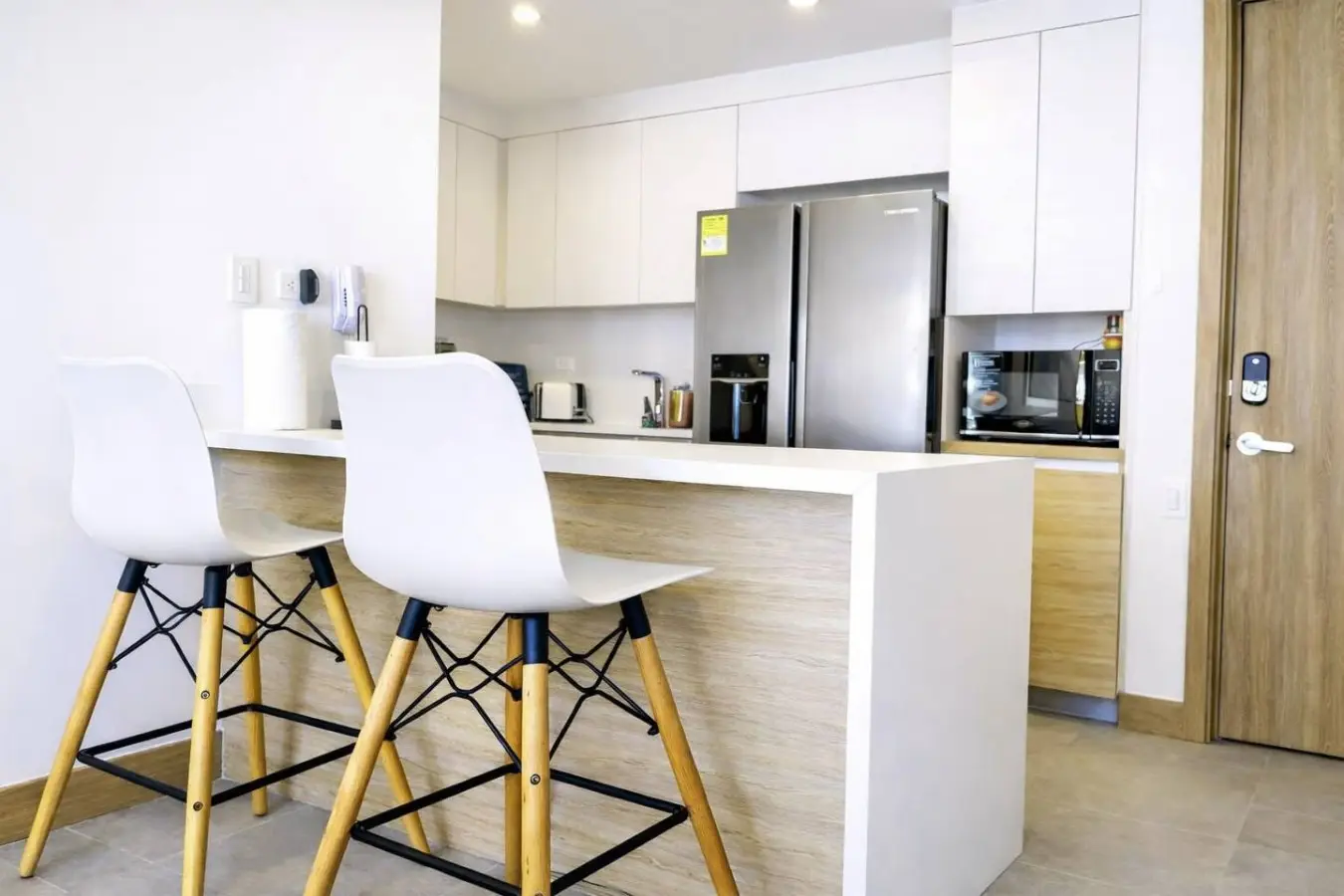 Exclusive Apartment | Endless Ocean Views - Image 12