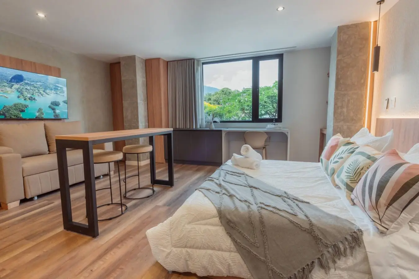 Exclusive & Cozy Loft | Arche Lofts - Image 6