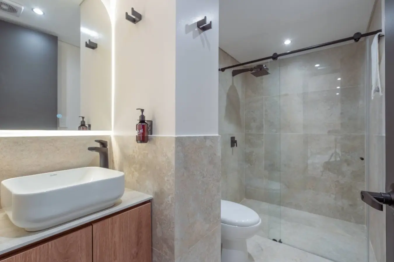Ideal Loft for Relaxation Laureles | Arche Lofts - Image 8