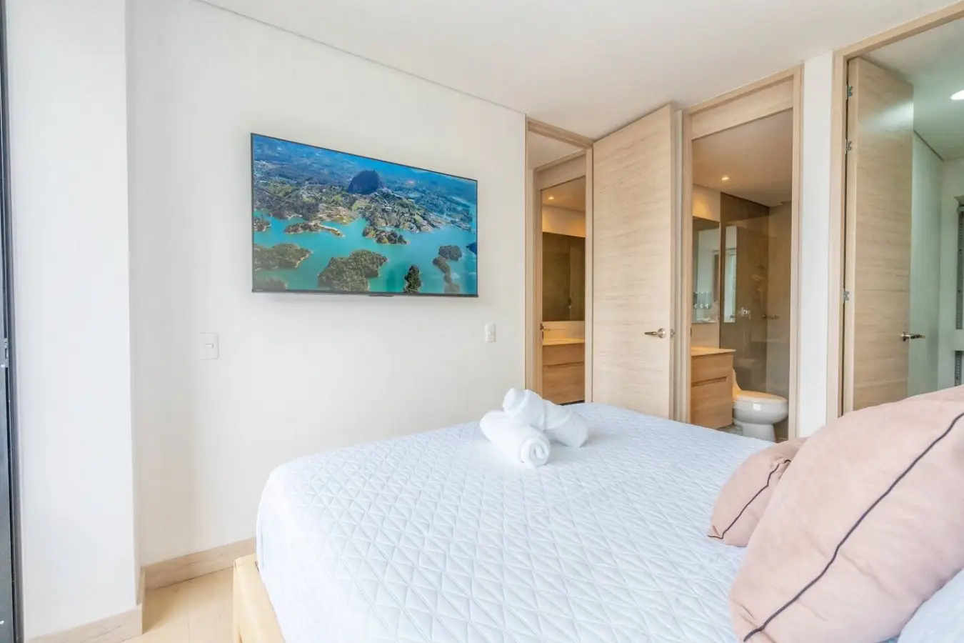 Premium Apartment | El Poblado | Skyline 27 - Image 7