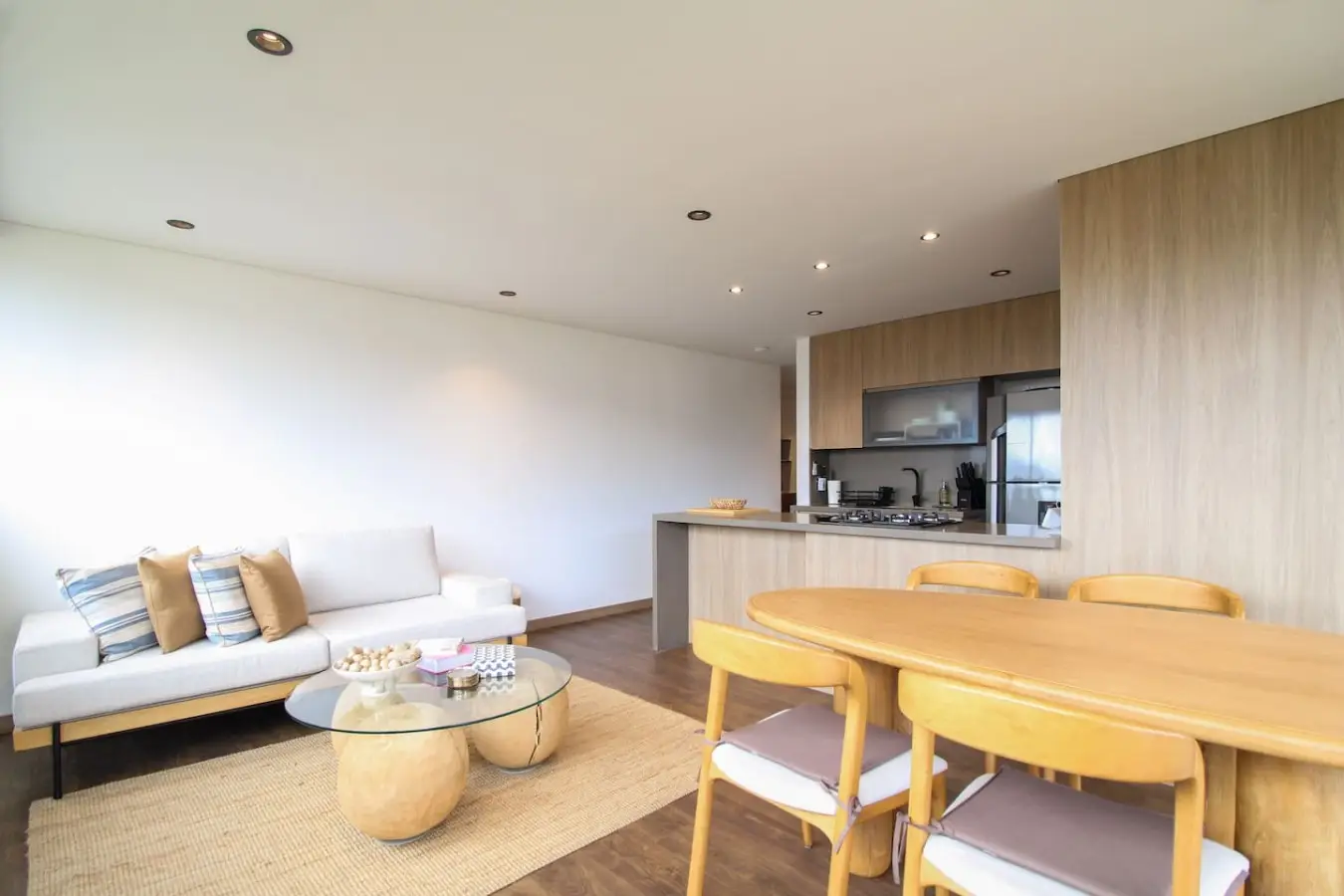 Exclusive Apartment | Envigado | 360° Views - Image 2