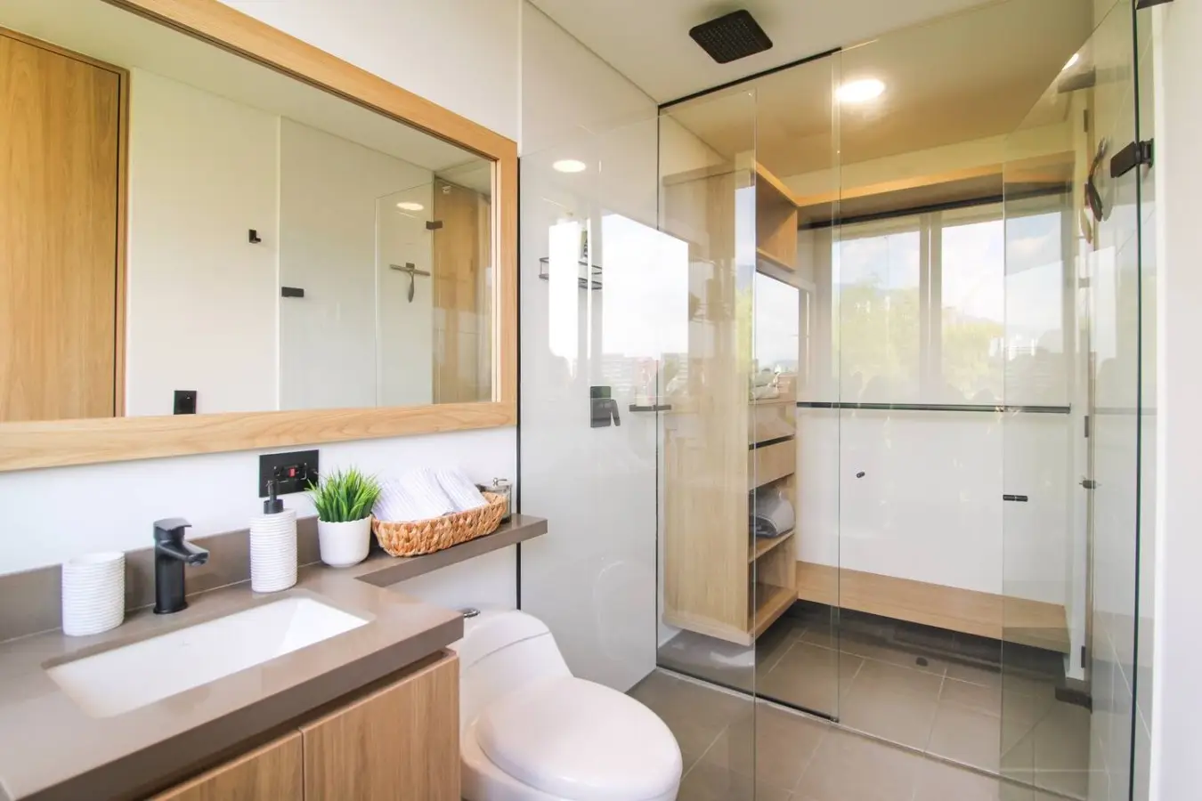 Exclusive Apartment | Envigado | 360° Views - Image 9