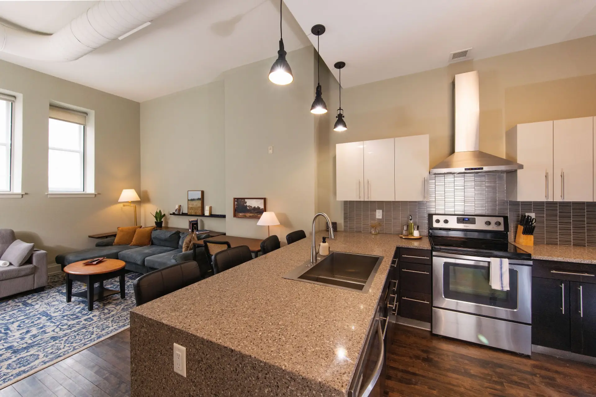 An open, light-filled layout designed for seamless transitions between morning focus and evening relaxation