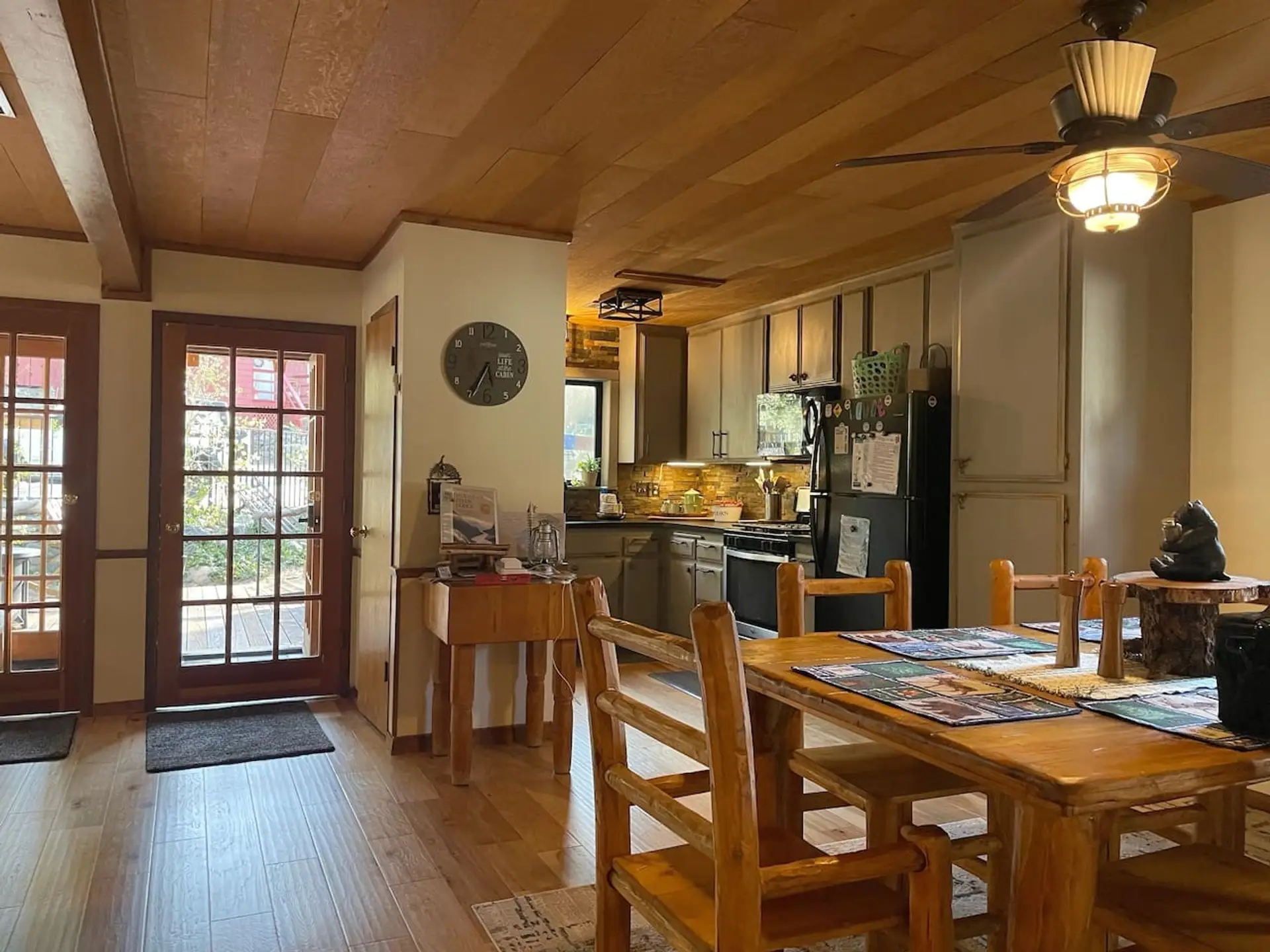 Open kitchen and dining room!