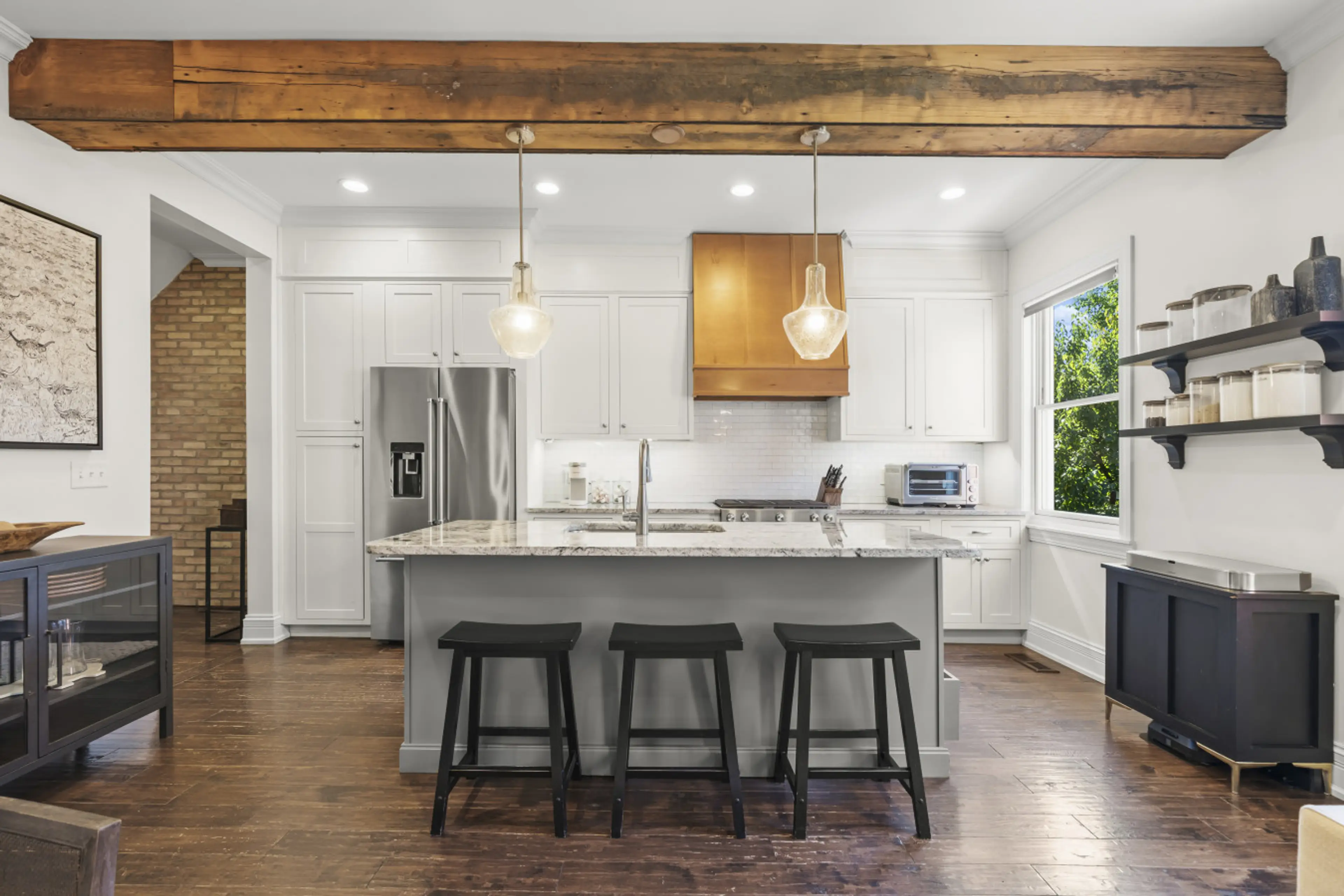 Fully Stocked Kitchen