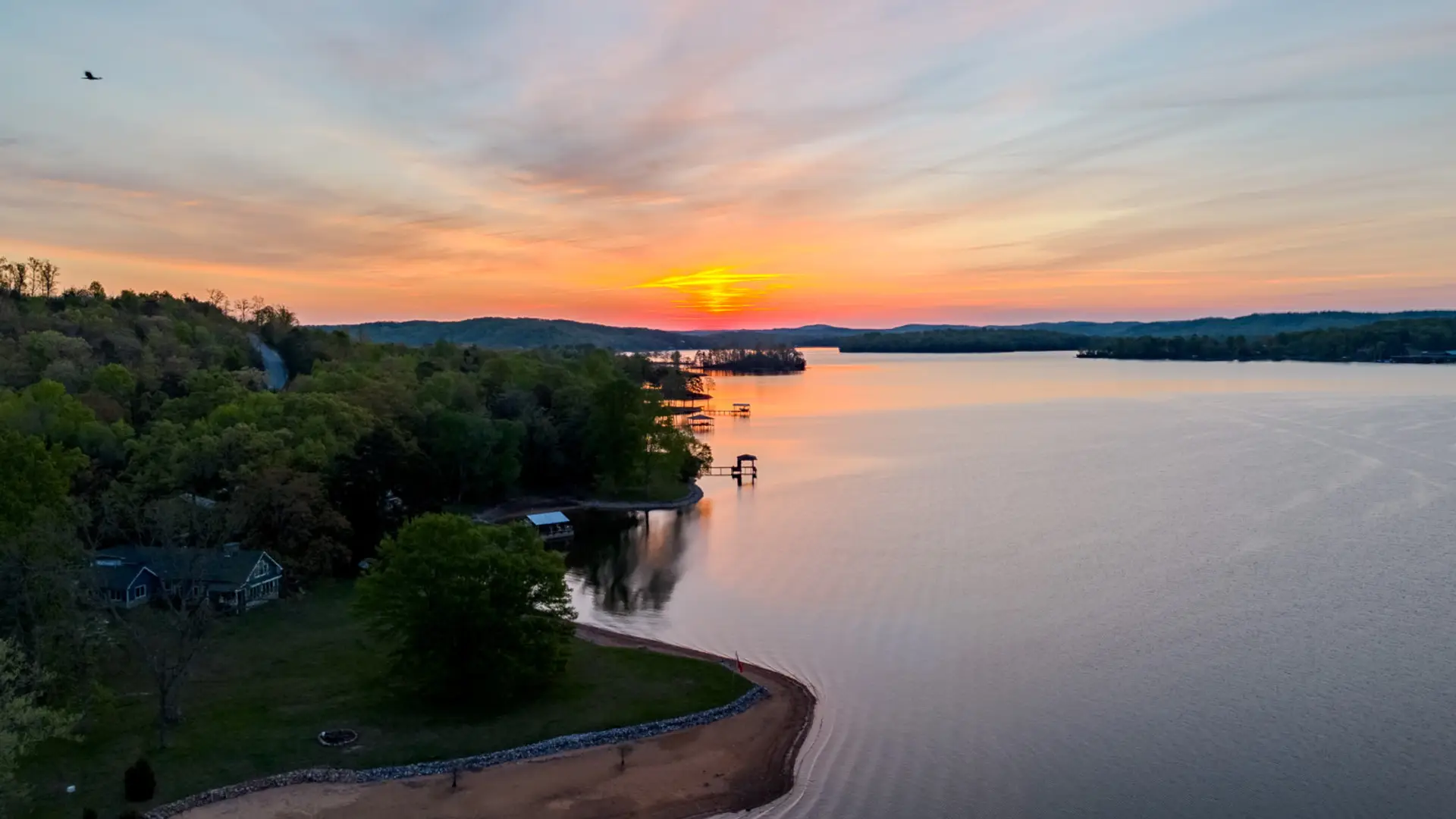 Welcome to Mallard Dock #1 on Watts Bar Lake