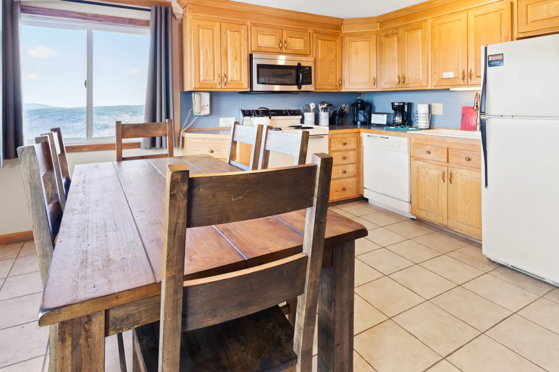 Large eat in kitchen
