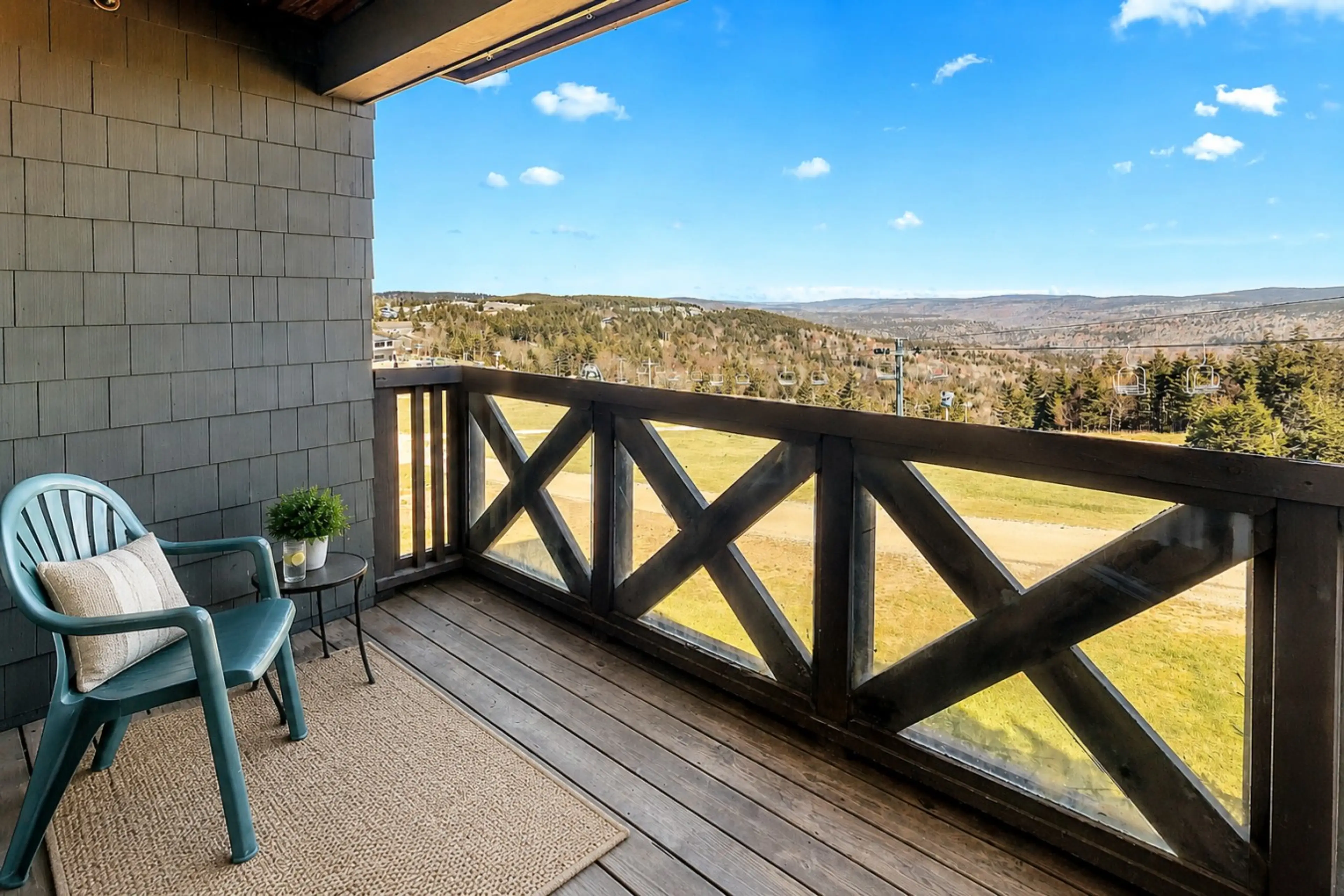 Private Deck