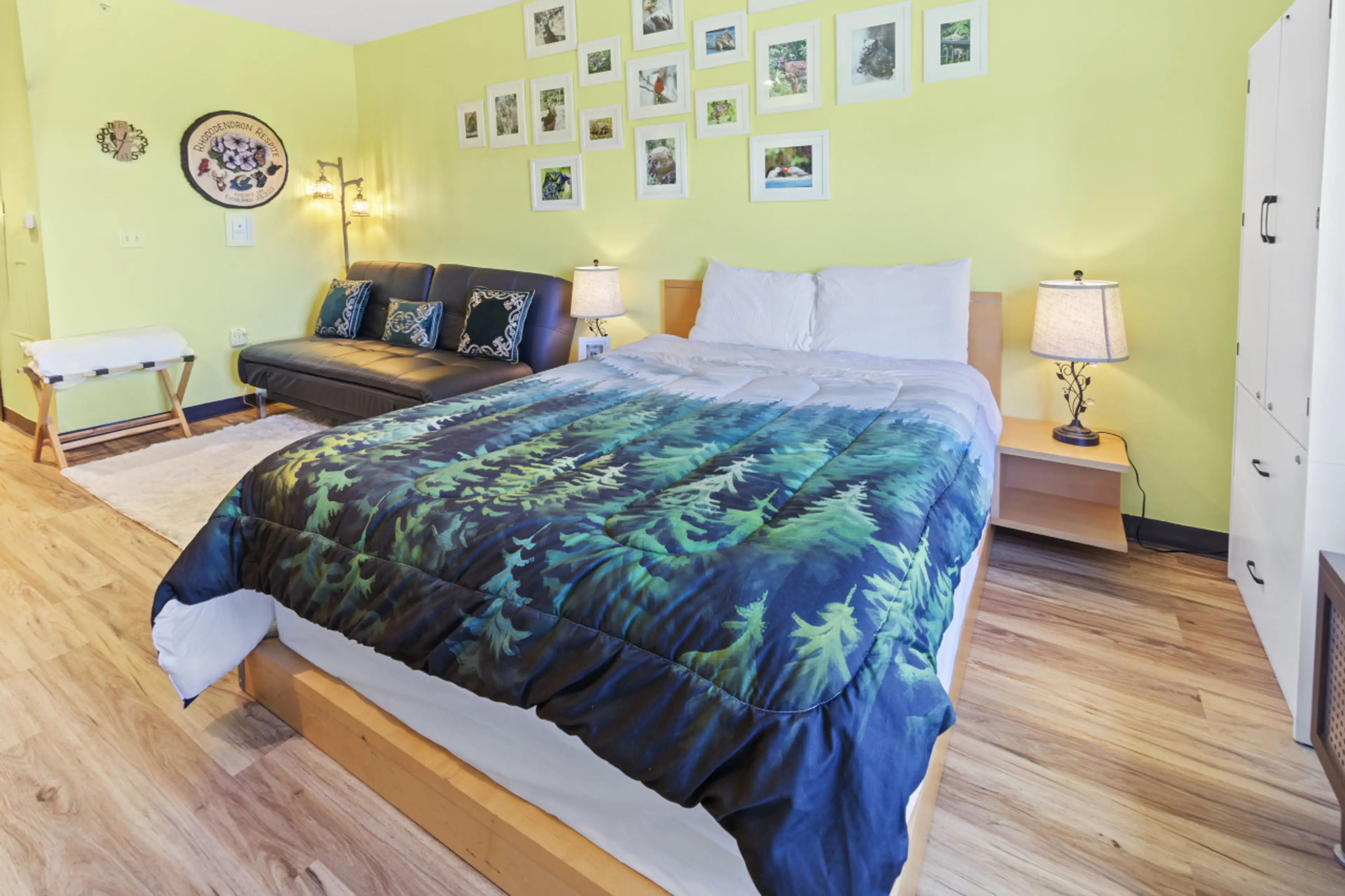 Queen Bed