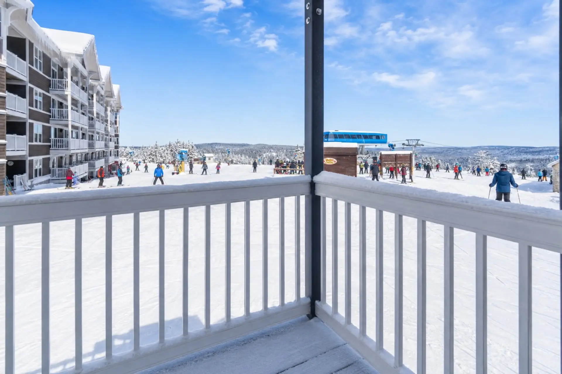 Deck with view of the Ballhooter Lift