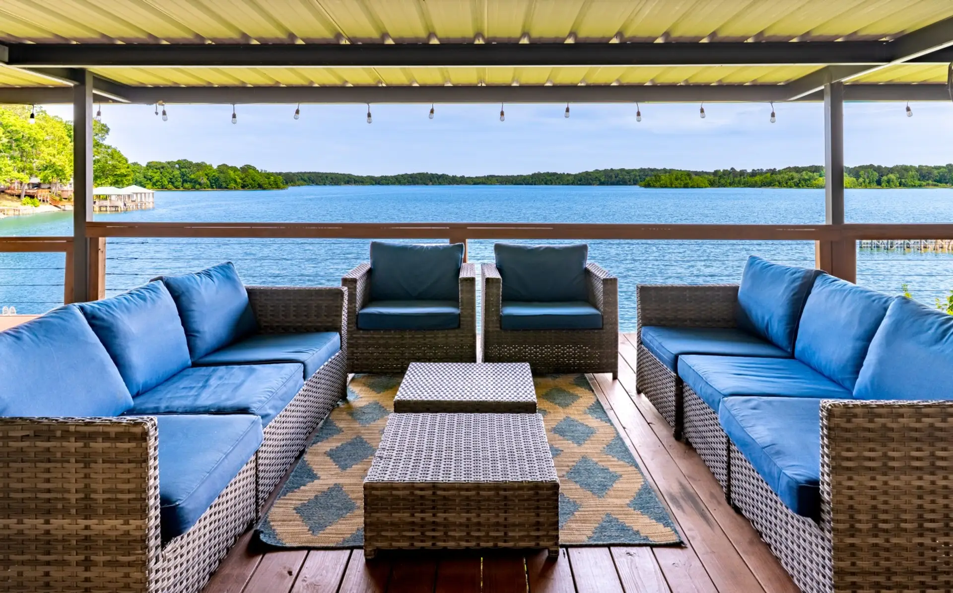 Outdoor seating for 12