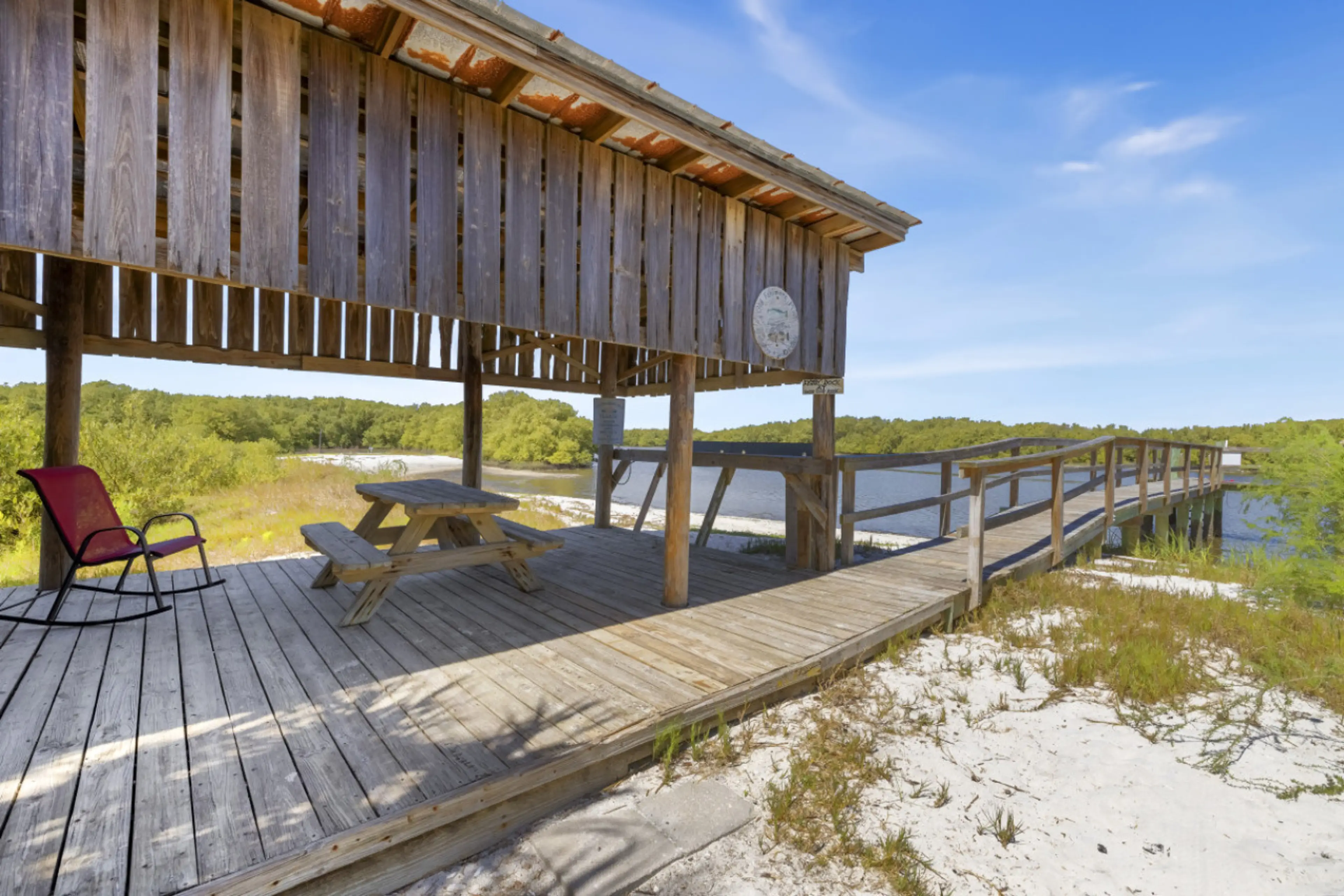 Fish cleaning station and shade area at the fishing pier