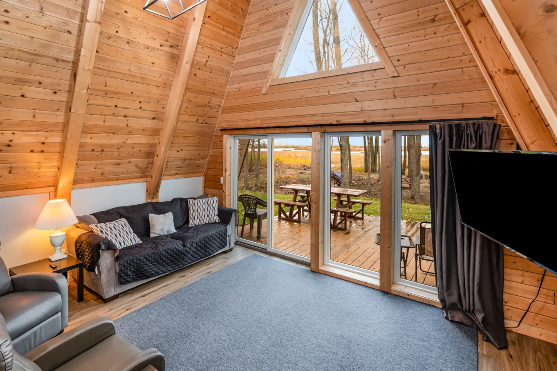 Living Room lake view with smart tv and super fast internet