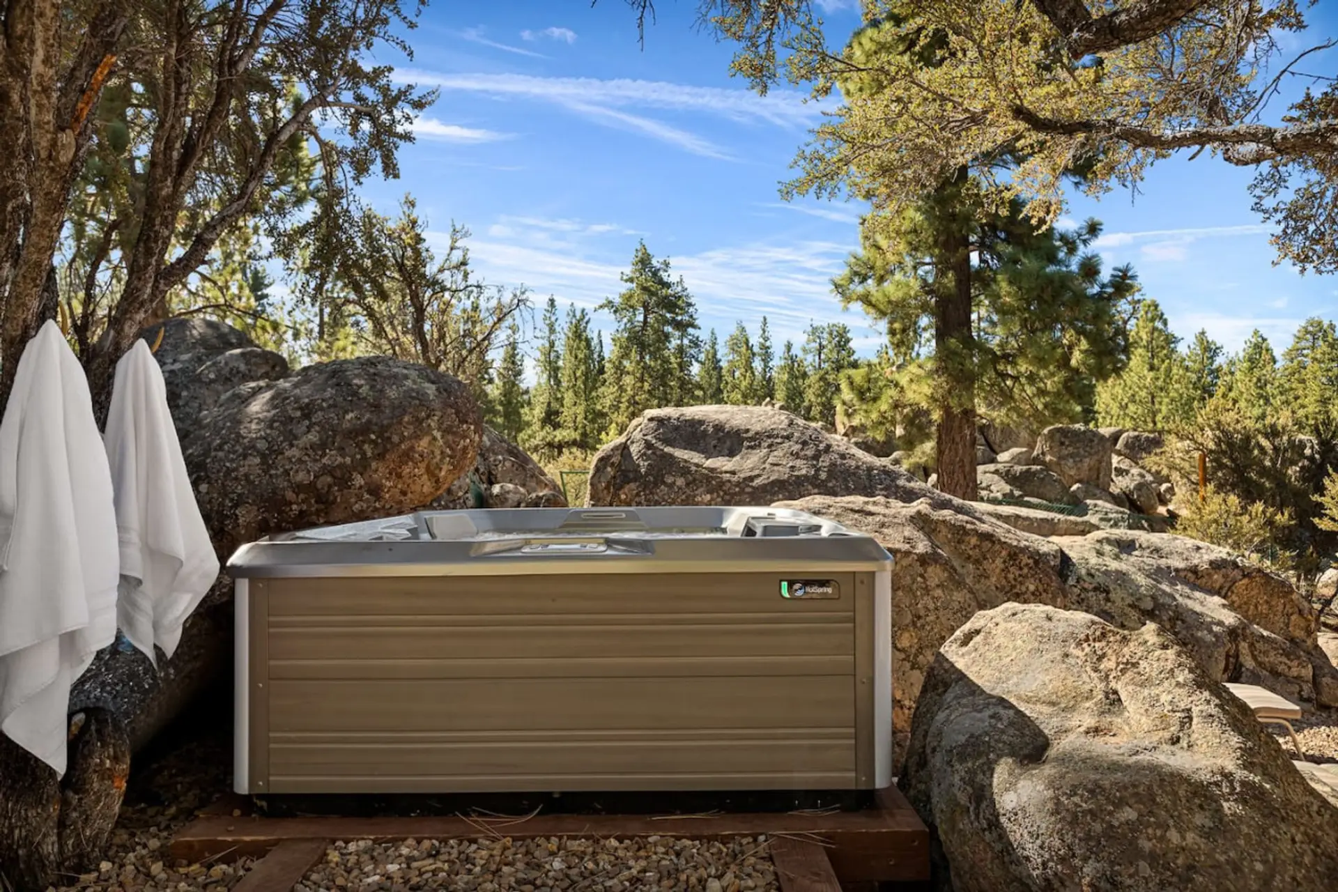 Enjoy the hot tub completely immersed in nature.