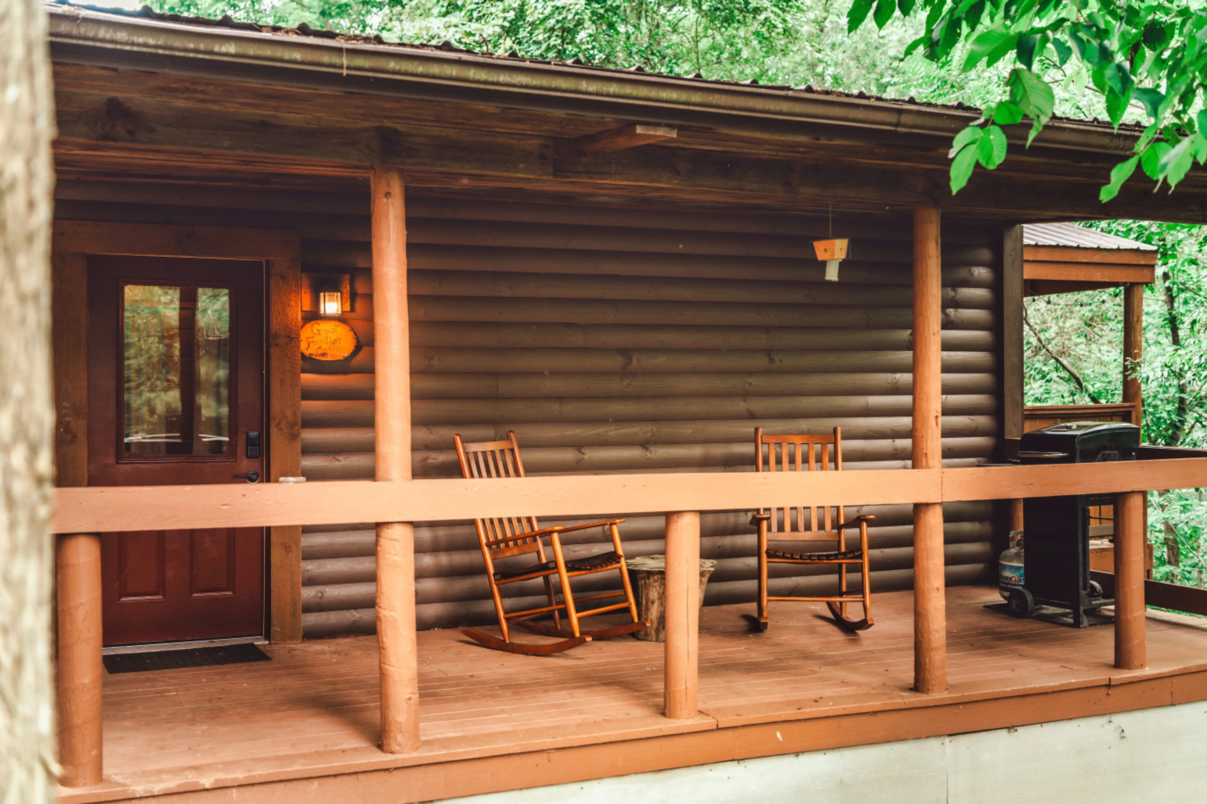 Welcome to the Great Frontier Cabin in Hocking Hills!