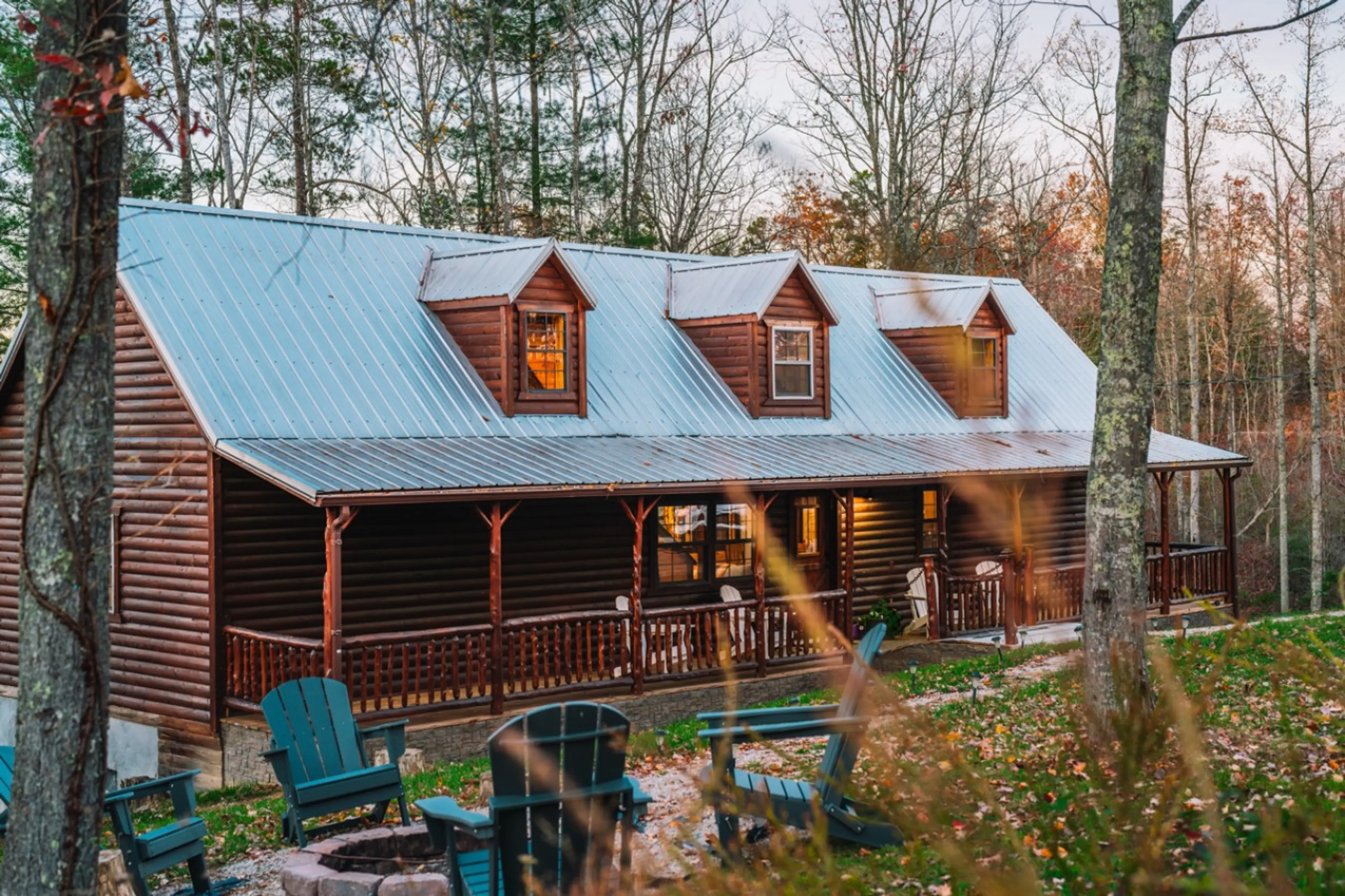 Welcome to The Towerwood by The Hideaways! Book your Fall escape today.