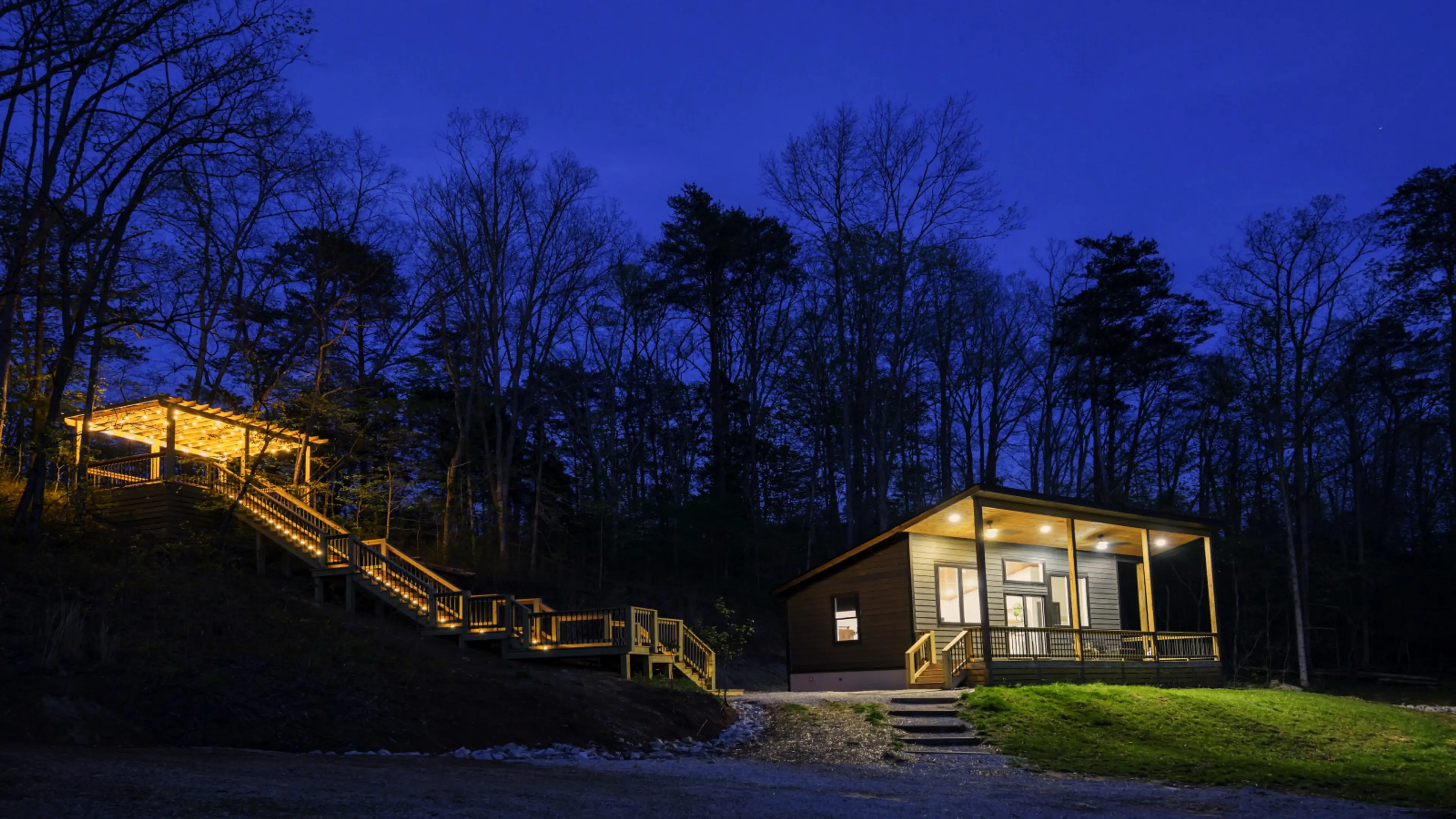 Moonlight Ridge is tucked in the trees located just minutes from the Red River Gorge
