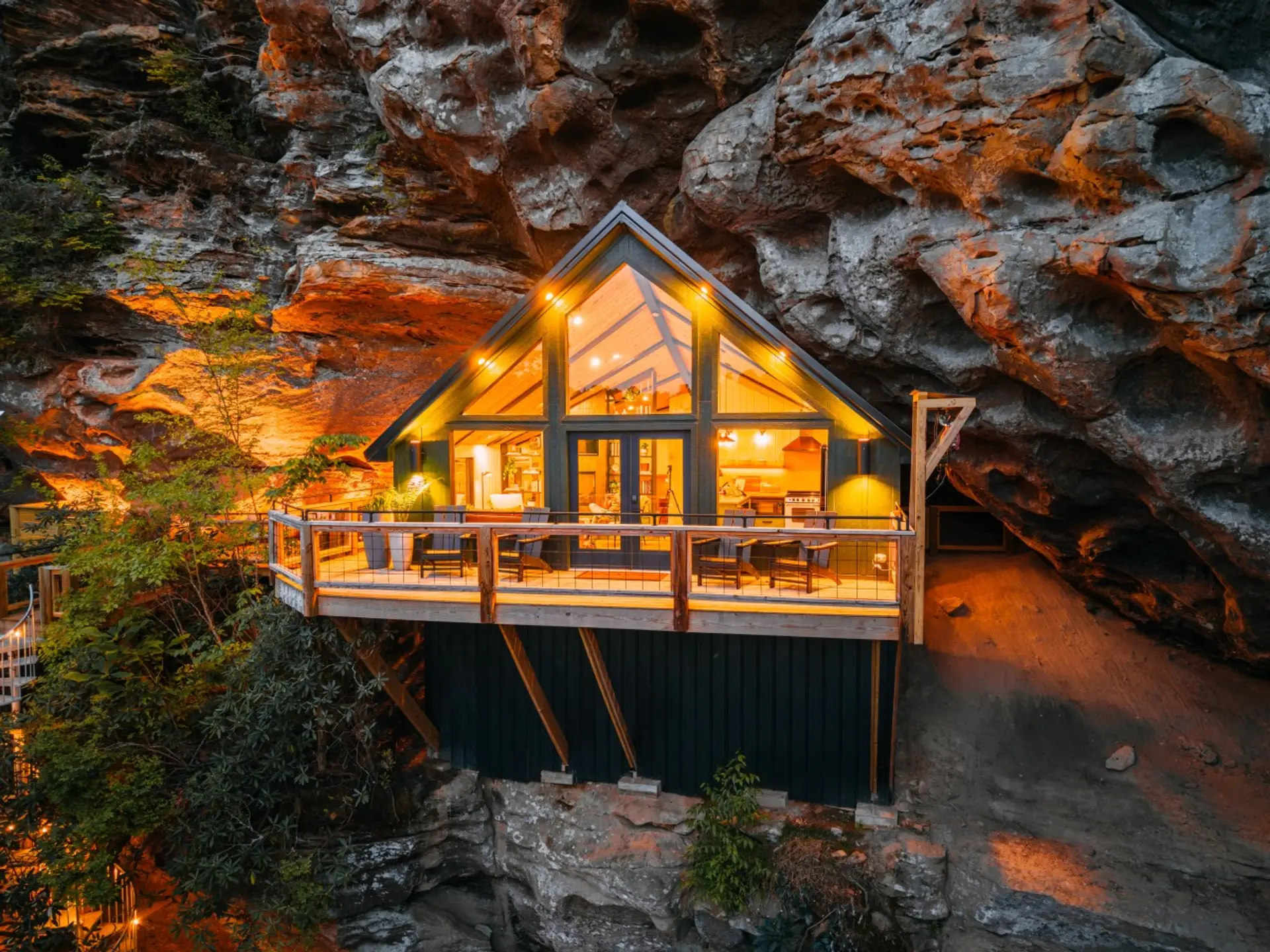 Welcome to Rockface Retreat by The Hideaways