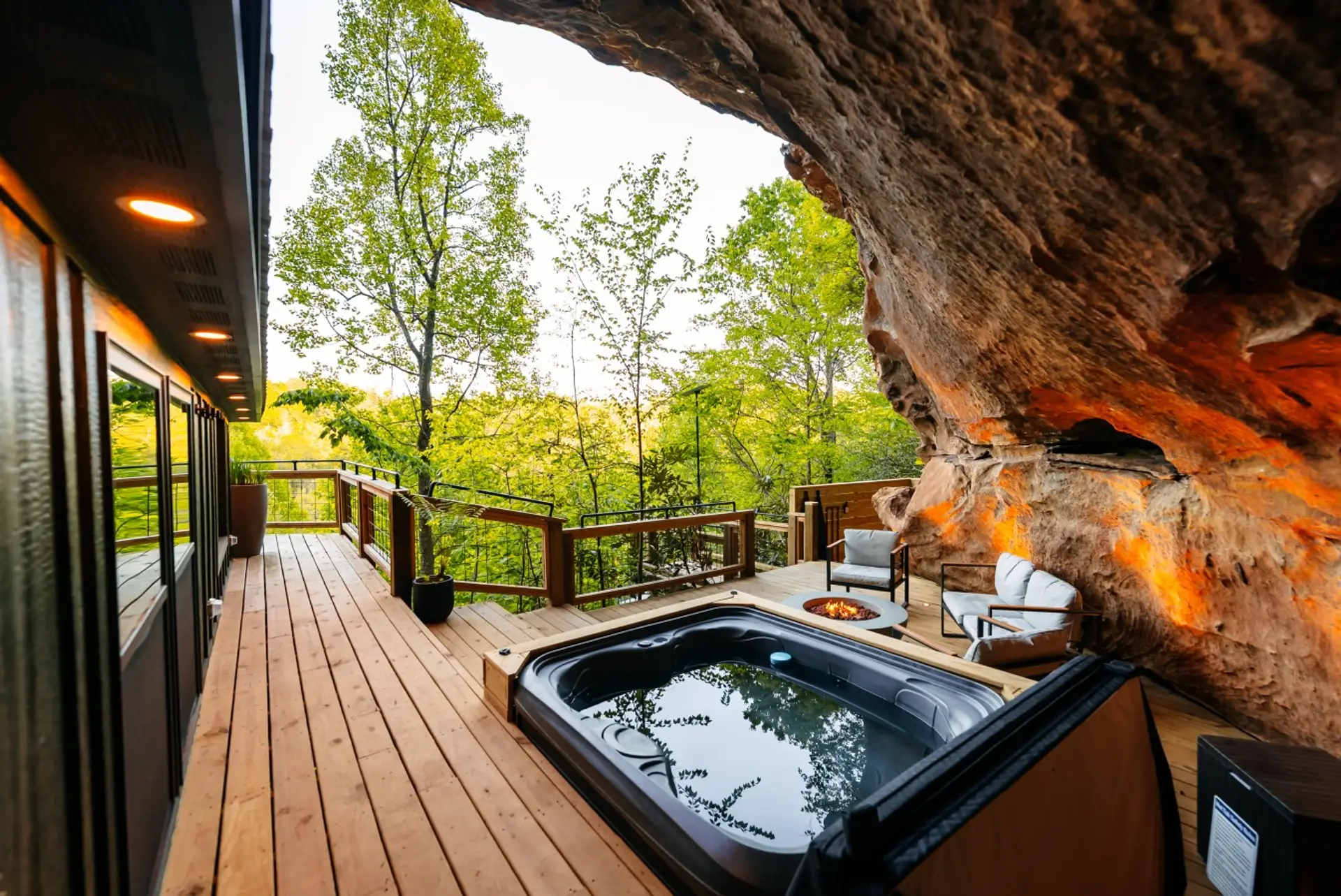 Soak in the world-class views from you private cliffside deck and hot tub