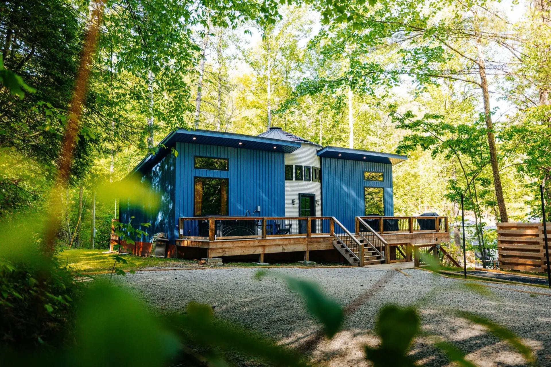 Welcome to The Derby by The Hideaways - your Red River Gorge family retreat!