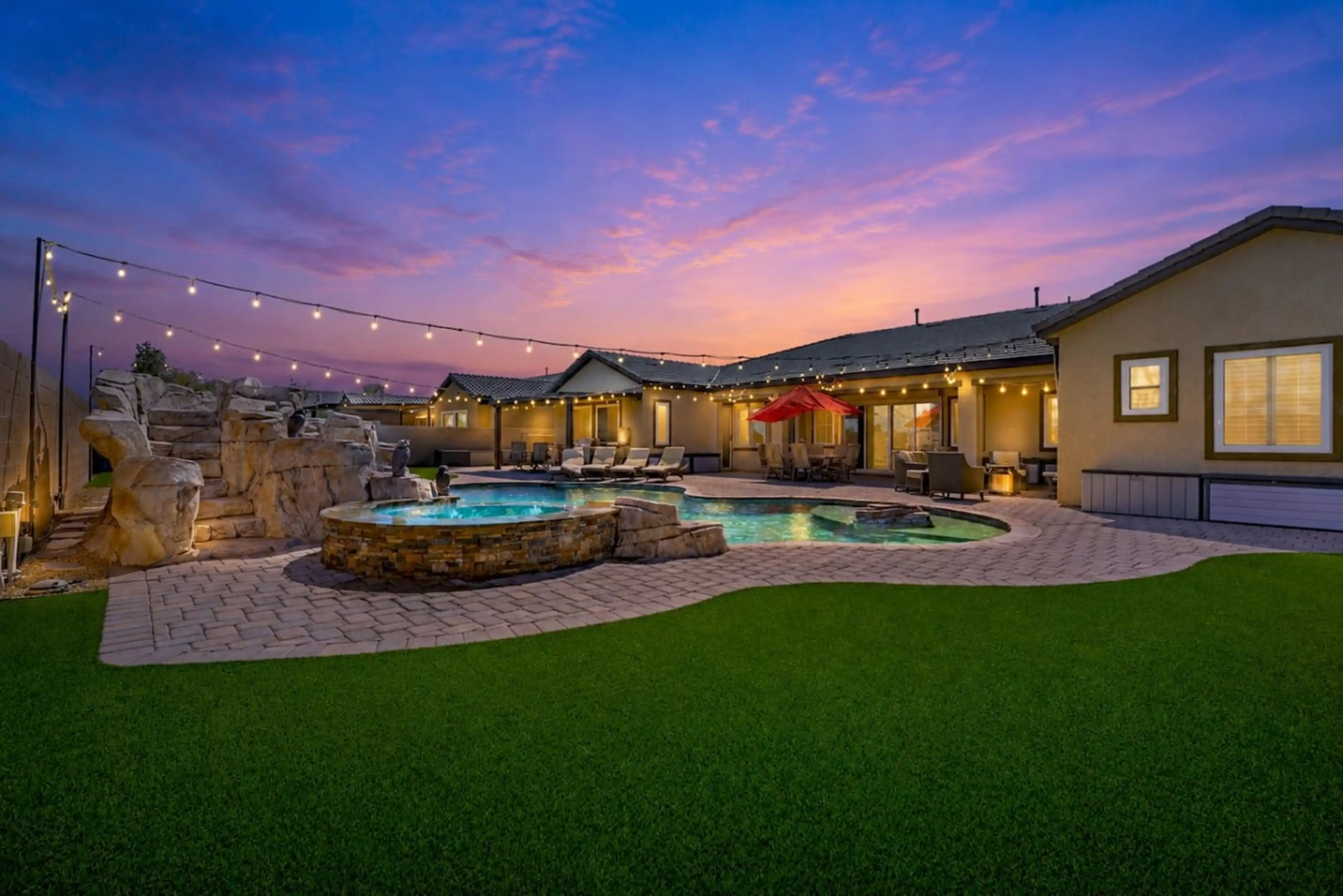 Outdoor Pool, Hot Tub