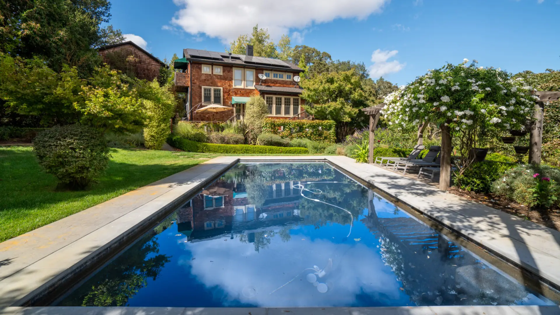 Private pool that is perfect for Sonoma County's hot summers