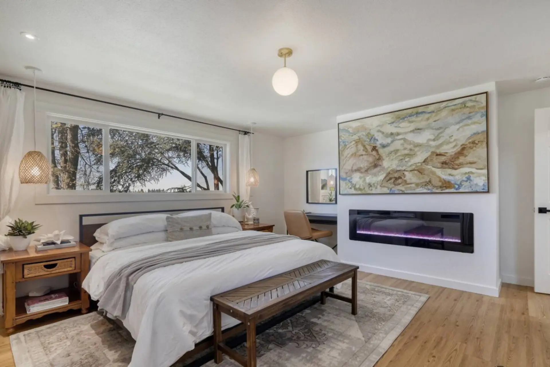 spacious king suite with private bath