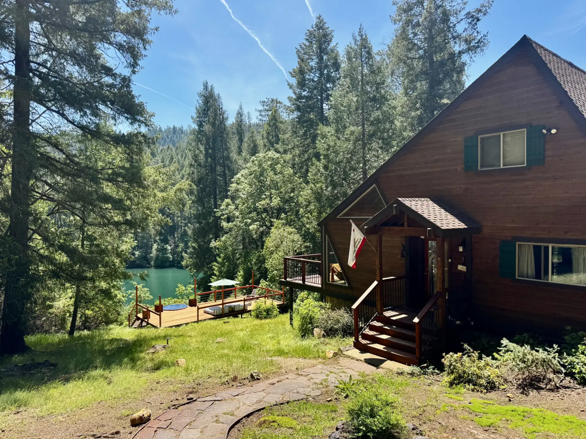 A hidden retreat where mornings feel slower, the air feels lighter, and the lake becomes part of the rhythm of your stay.