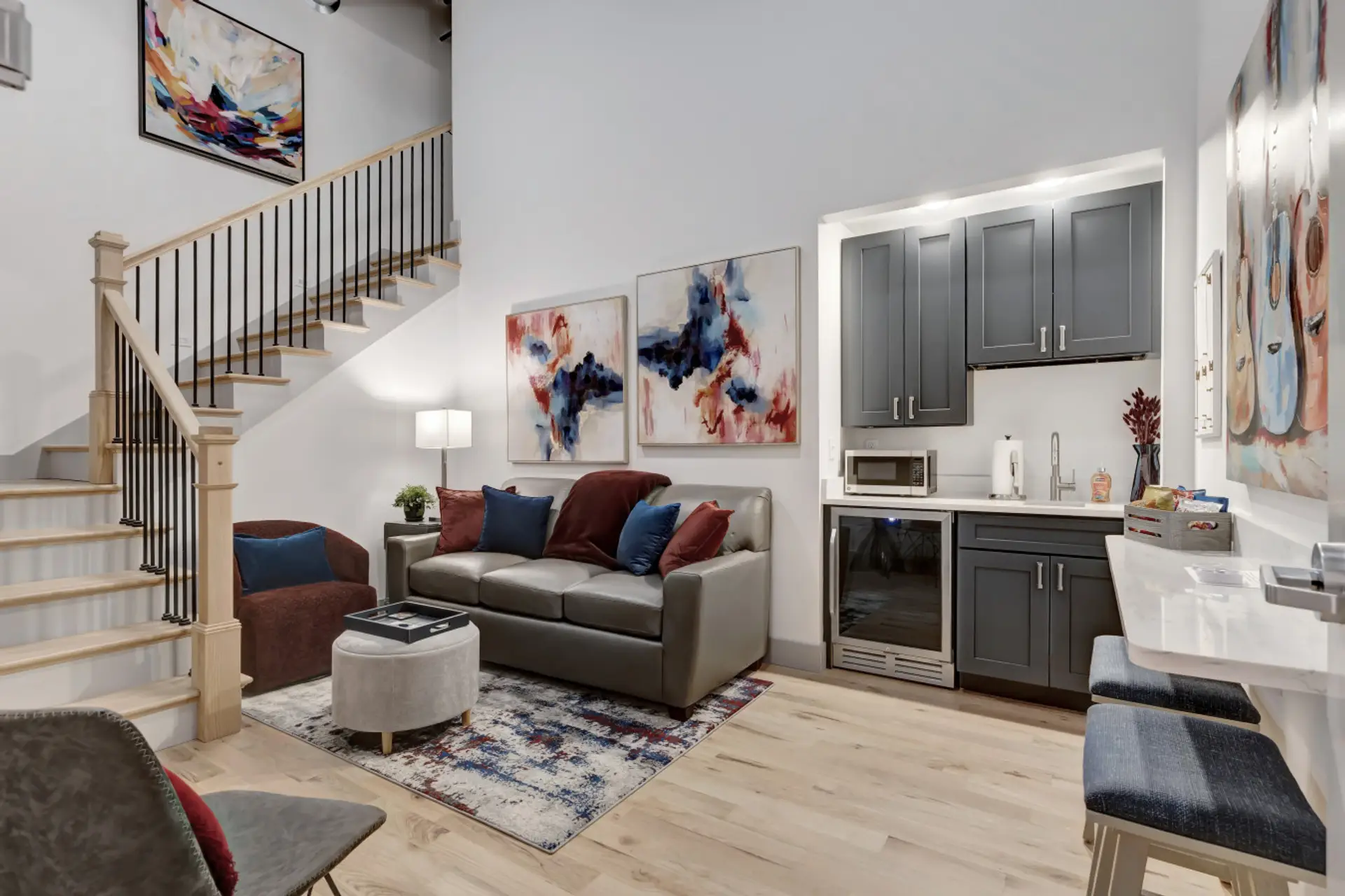 Welcome to Majestic Lofts #604!