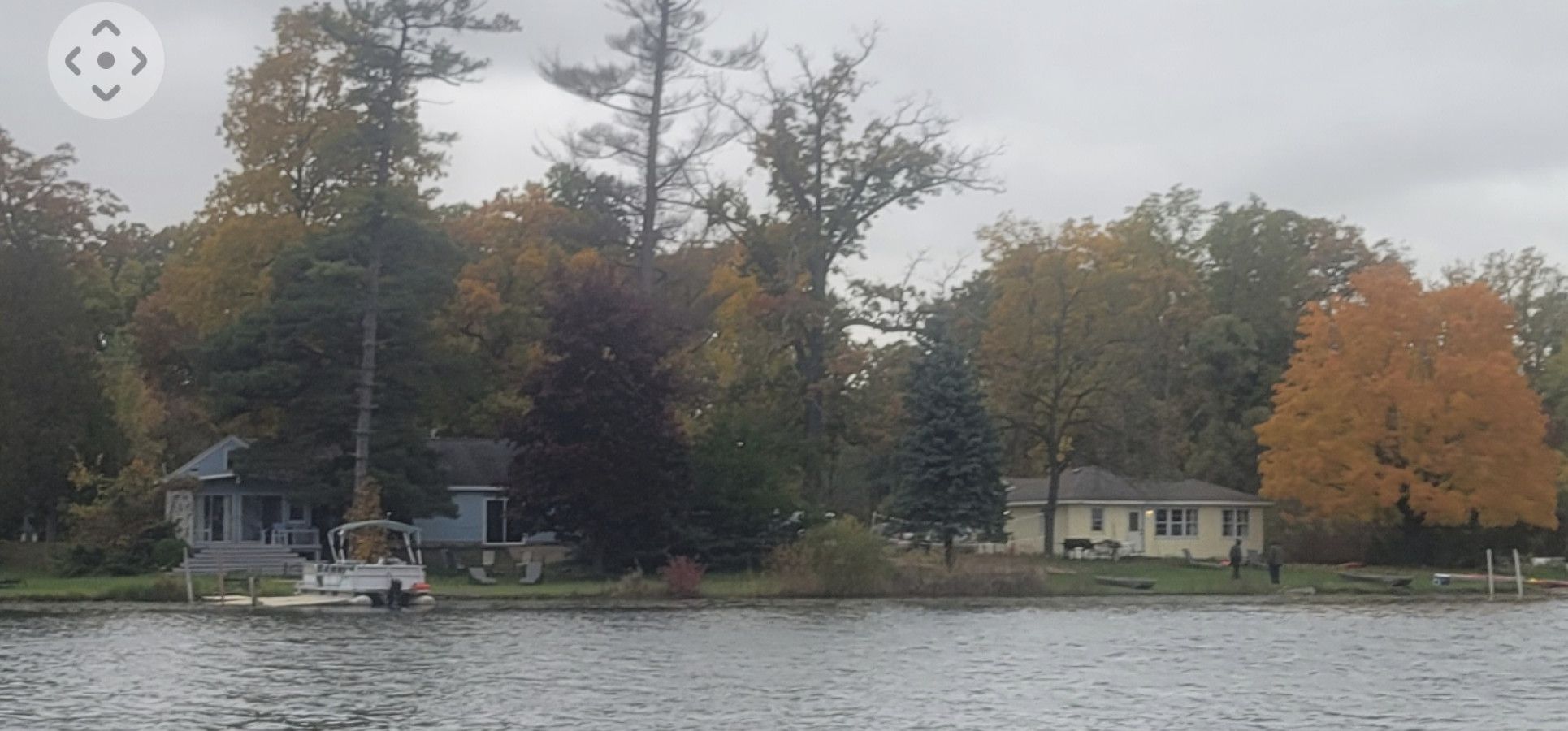 2 Campau Lake Cottages | Spa, Lake Access & Space