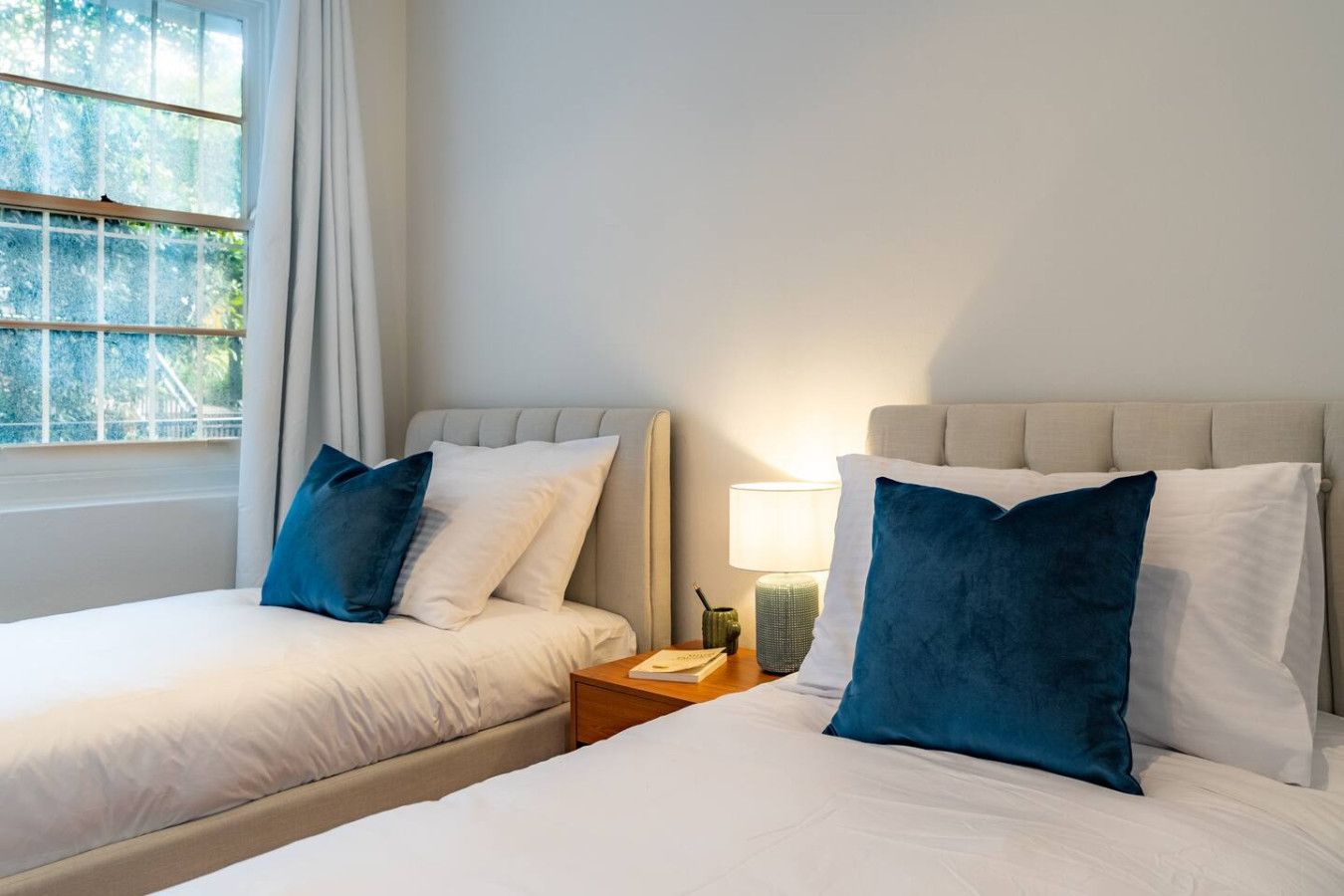 Kirribilli Harbour View 2BR Apartment – Monthly Stays - Image 7