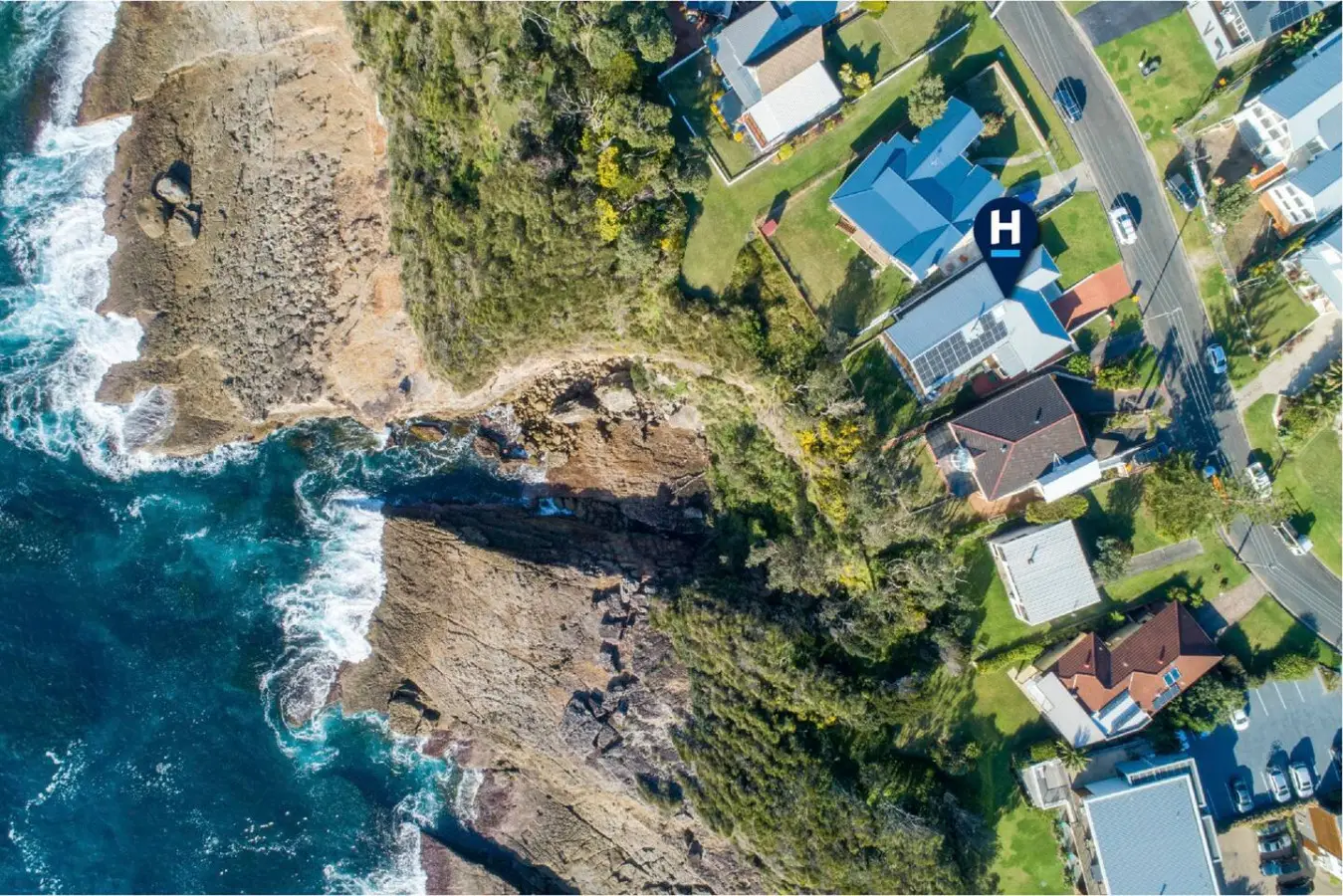 The Lighthouse – 4BR Beach House, Sleeps 10, Mollymook - Image 33