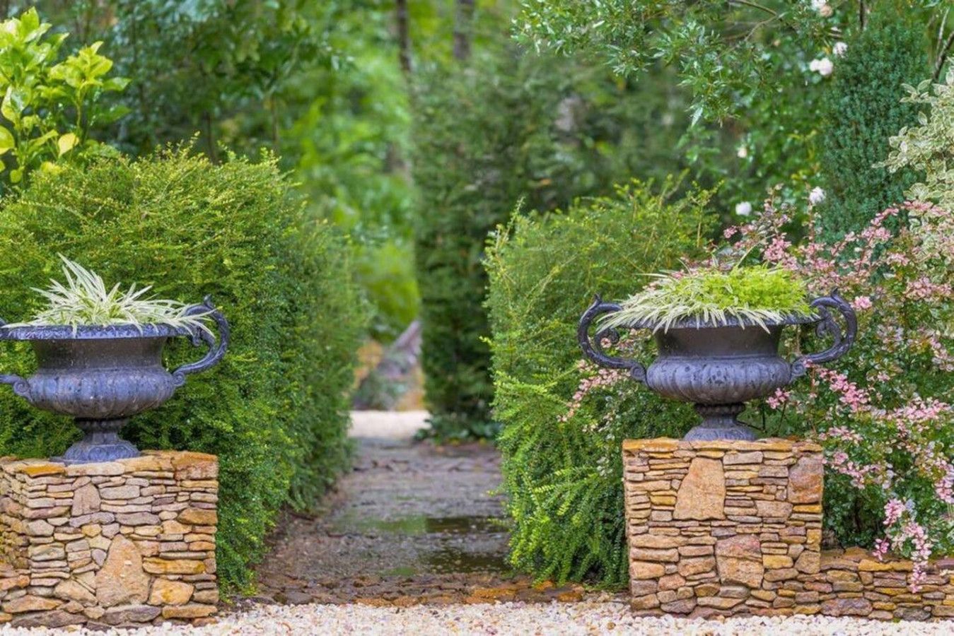 Abbey House – 3BR Garden Retreat, Leura (Monthly Stays) - Image 3