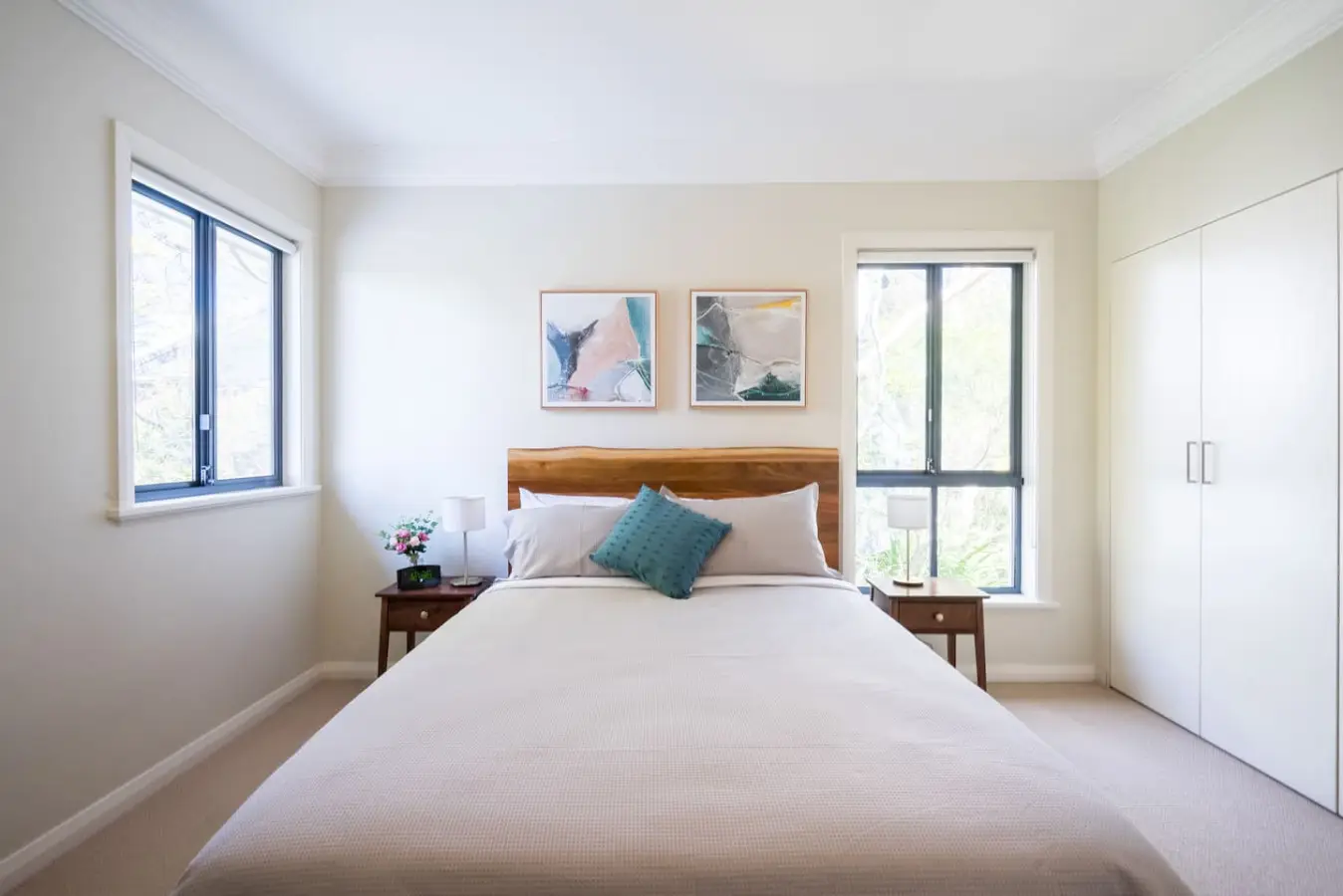 Alleura House – 5BR Bushland Retreat, Sleeps 12, Leura - Image 15