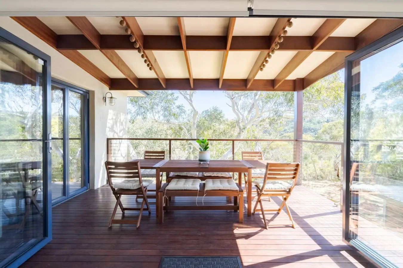 Alleura House – 5BR Bushland Retreat, Sleeps 12, Leura - Image 22