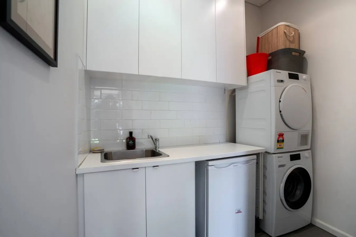 Villa Catherine – 3BR House, Lilyfield, 15 Min to Sydney CBD - Image 25