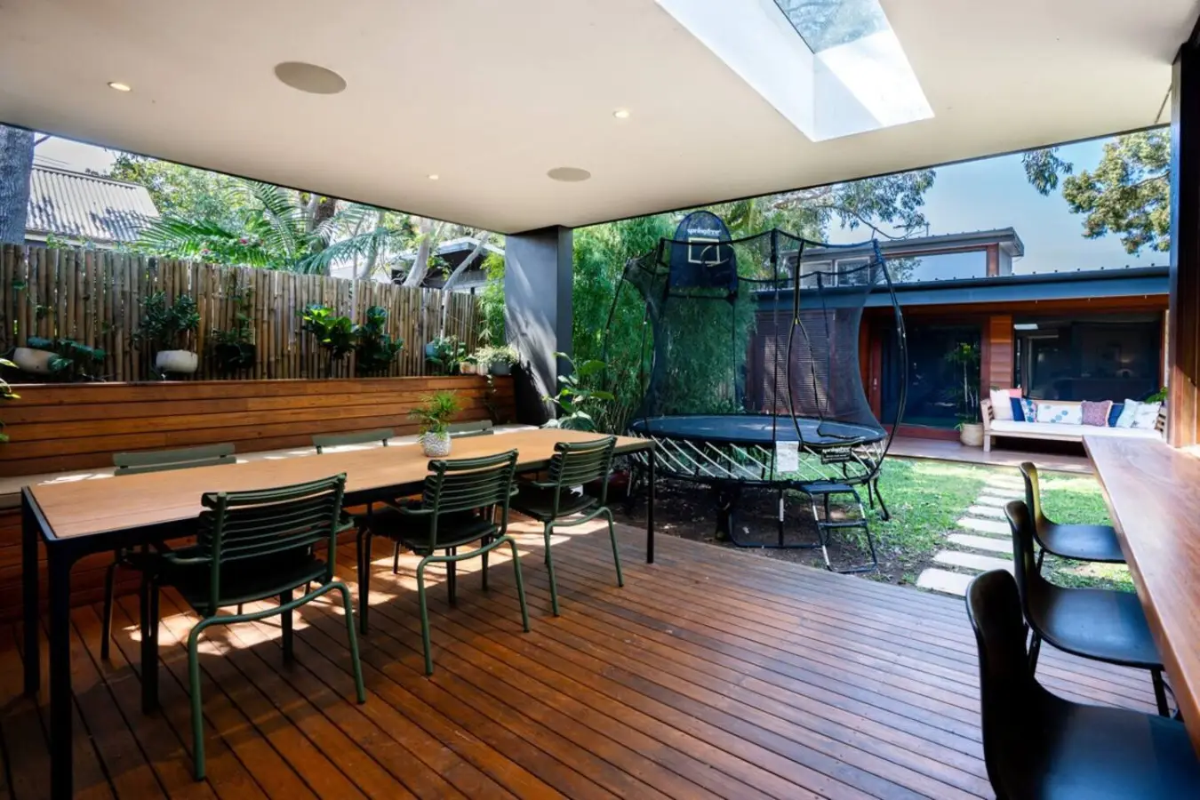 Villa Catherine – 3BR House, Lilyfield, 15 Min to Sydney CBD - Image 11