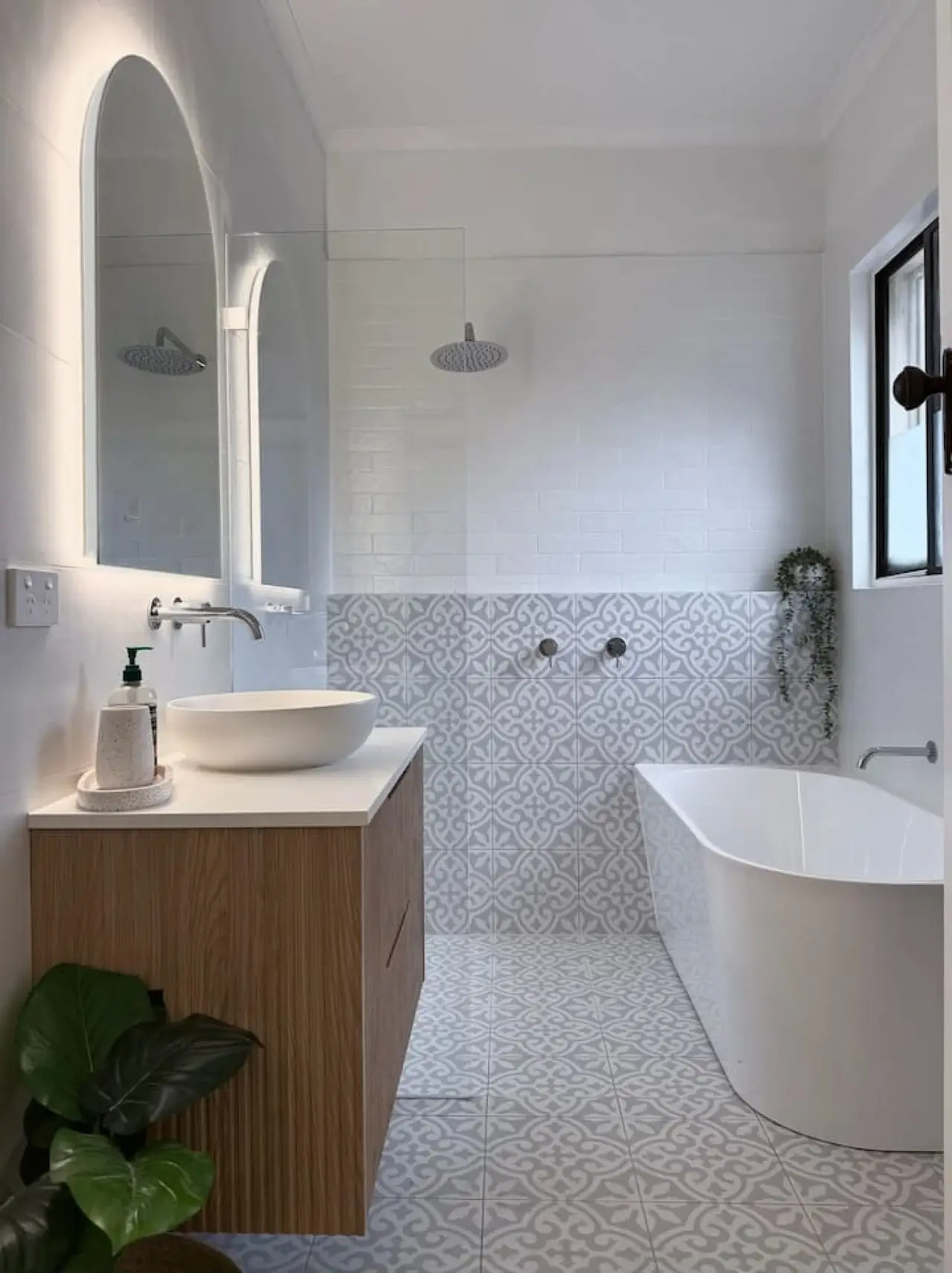 La Villette – 4BR House, Sleeps 9, Katoomba (Blue Mountains) - Image 12