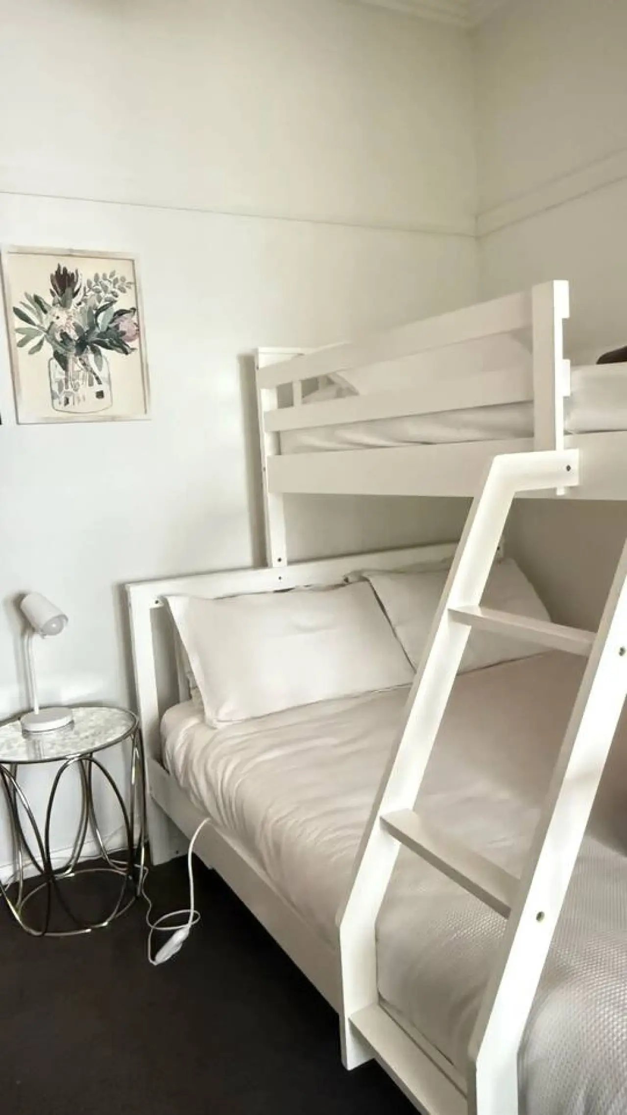 La Villette – 4BR House, Sleeps 9, Katoomba (Blue Mountains) - Image 21
