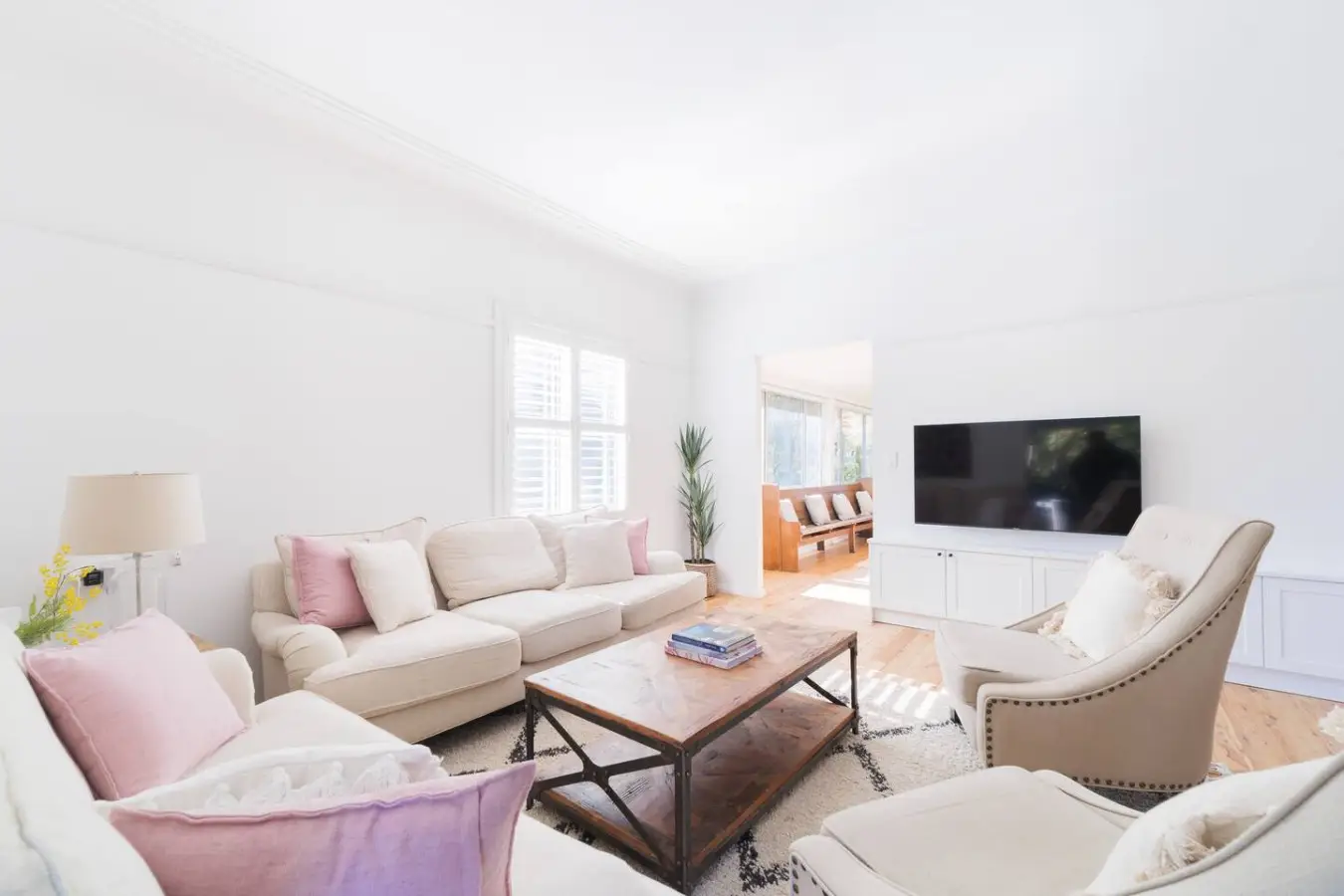 La Villette – 4BR House, Sleeps 9, Katoomba (Blue Mountains) - Image 1
