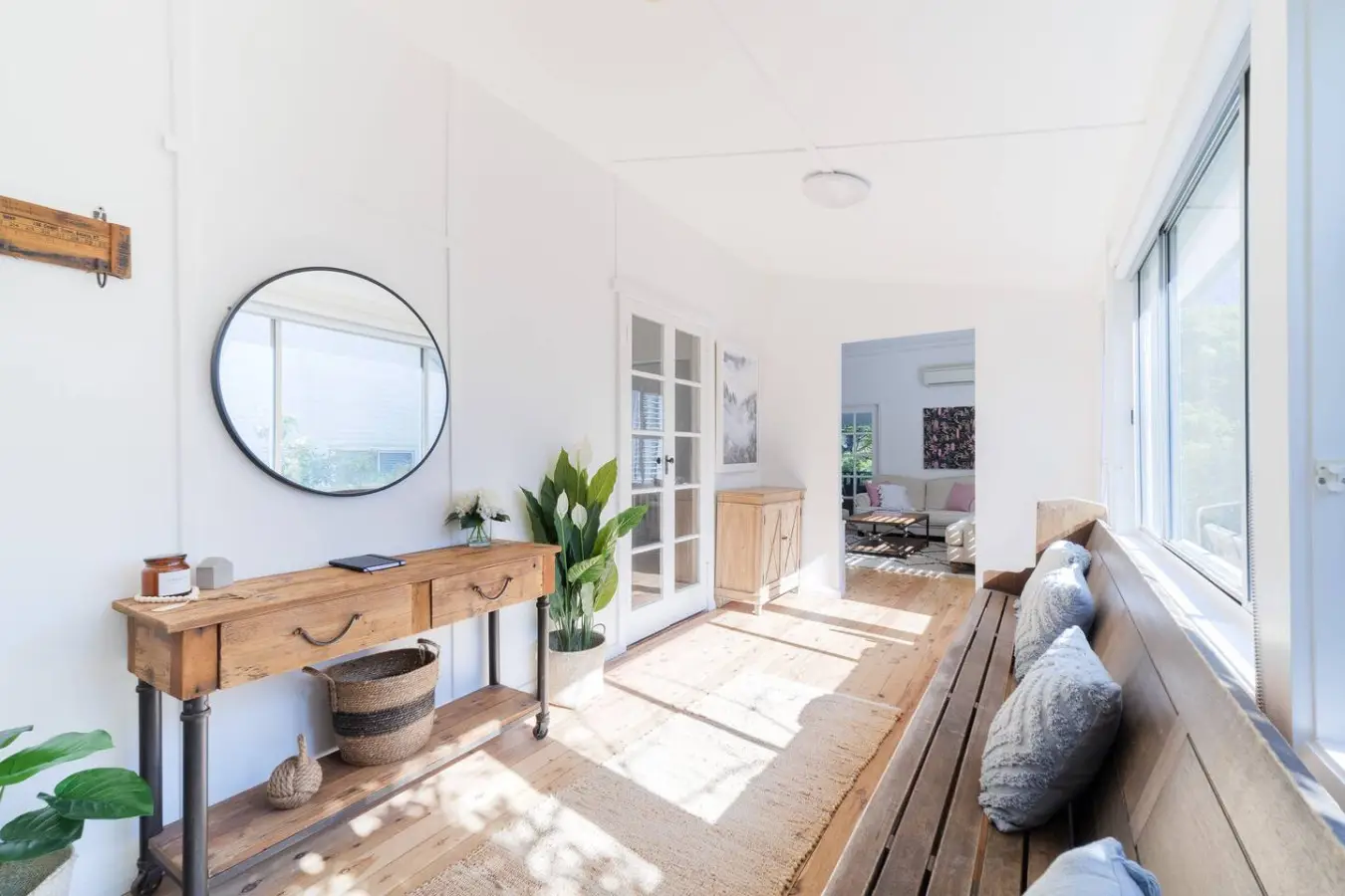 La Villette – 4BR House, Sleeps 9, Katoomba (Blue Mountains) - Image 7