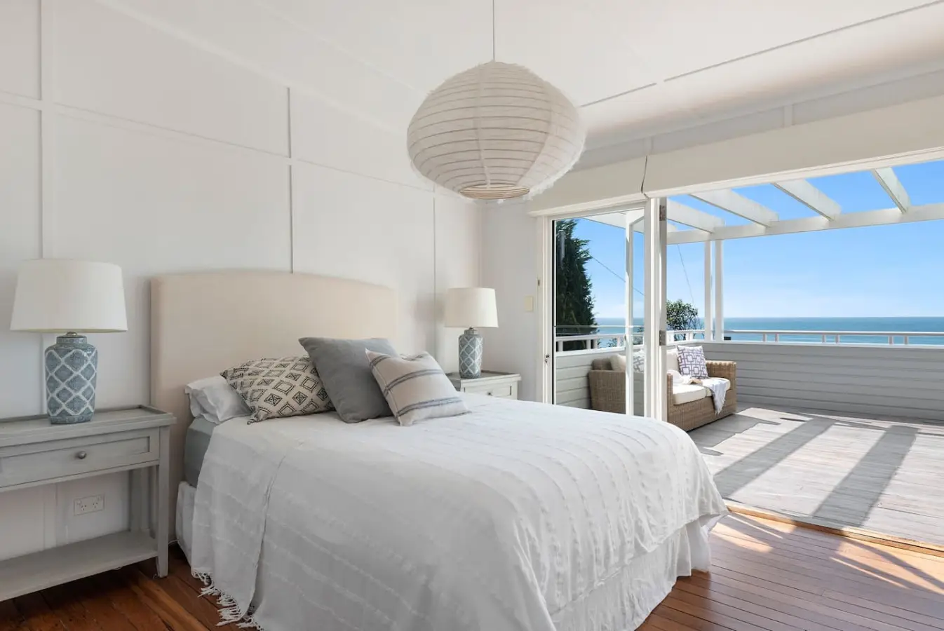 Luxury 3BR Beach House with Ocean Views, Whale Beach - Image 14