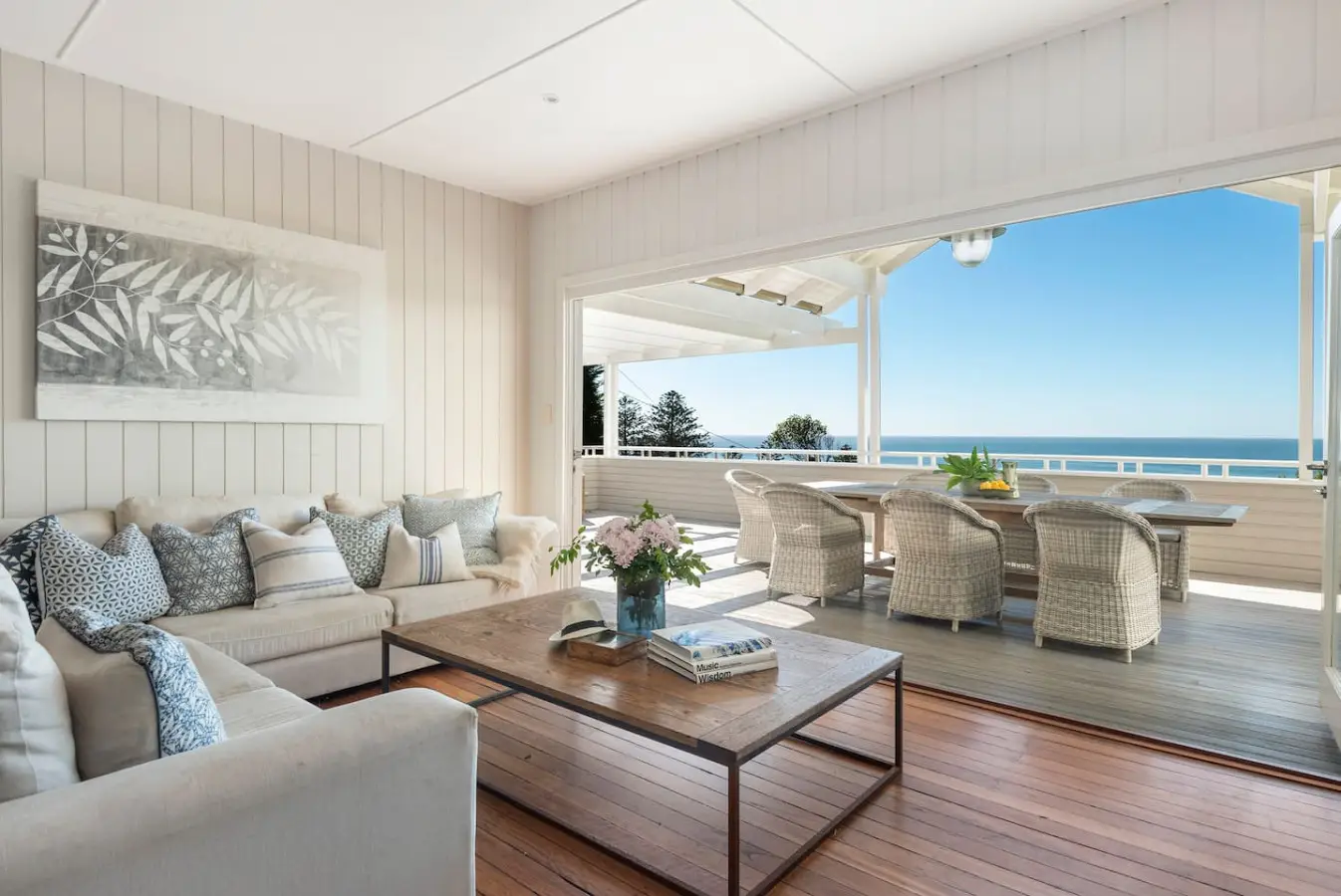 Luxury 3BR Beach House with Ocean Views, Whale Beach - Image 7