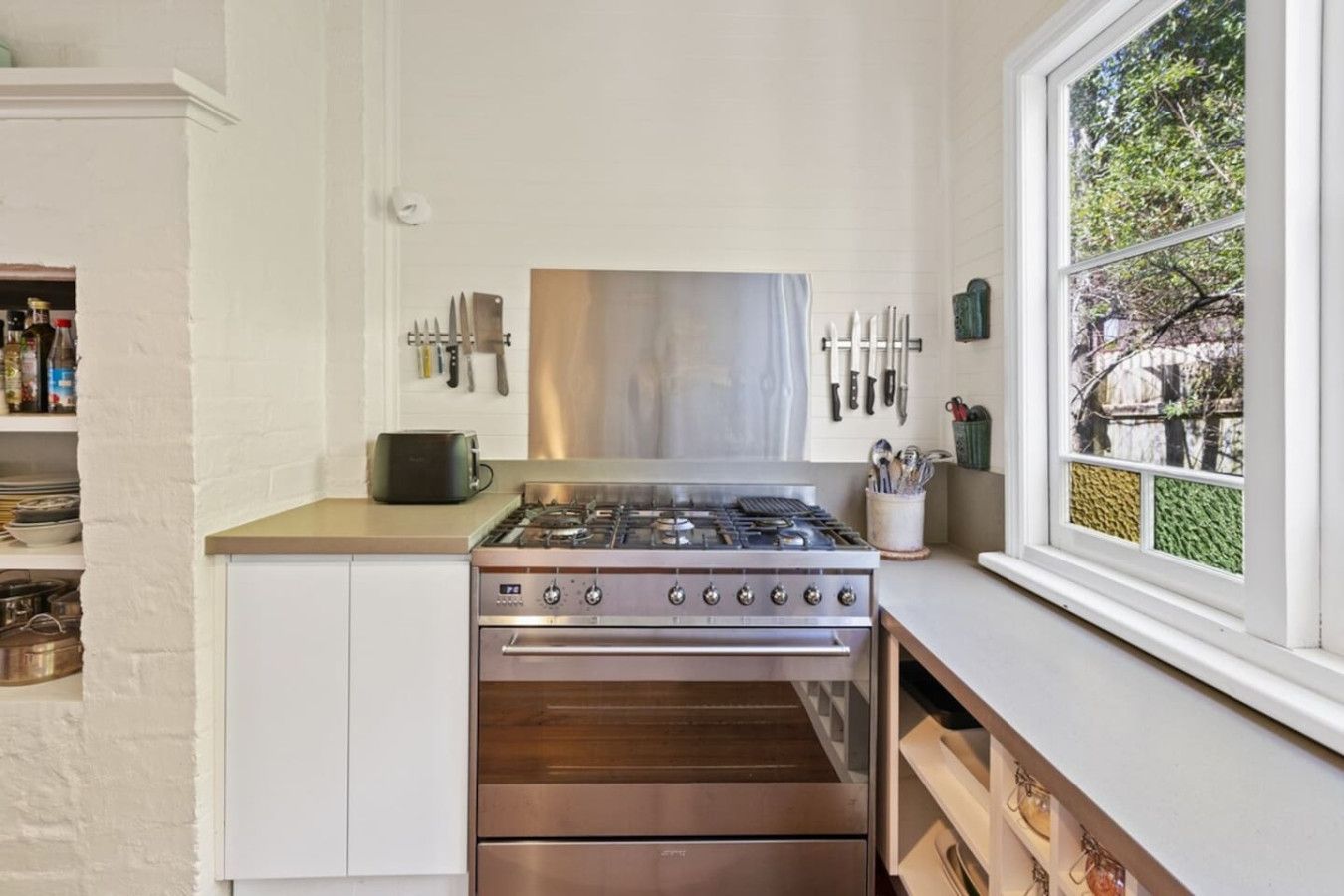 Victory Cottage – 3BR with Fireplace, Leura, Blue Mountains - Image 2