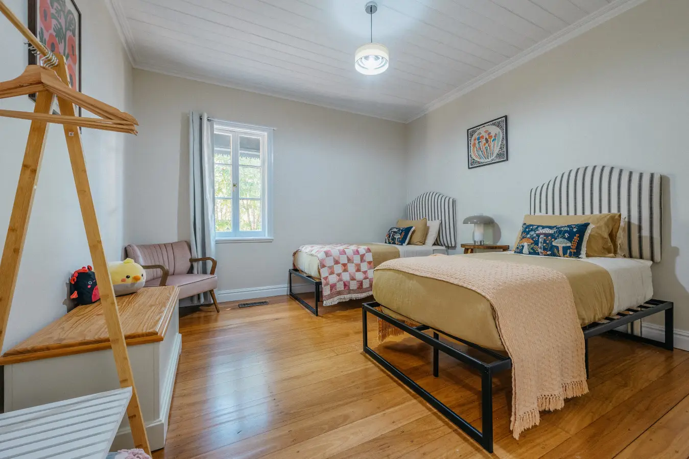 Boonara House – Newly Renovated 4BR, Wentworth Falls, Blue Mountains - Image 16