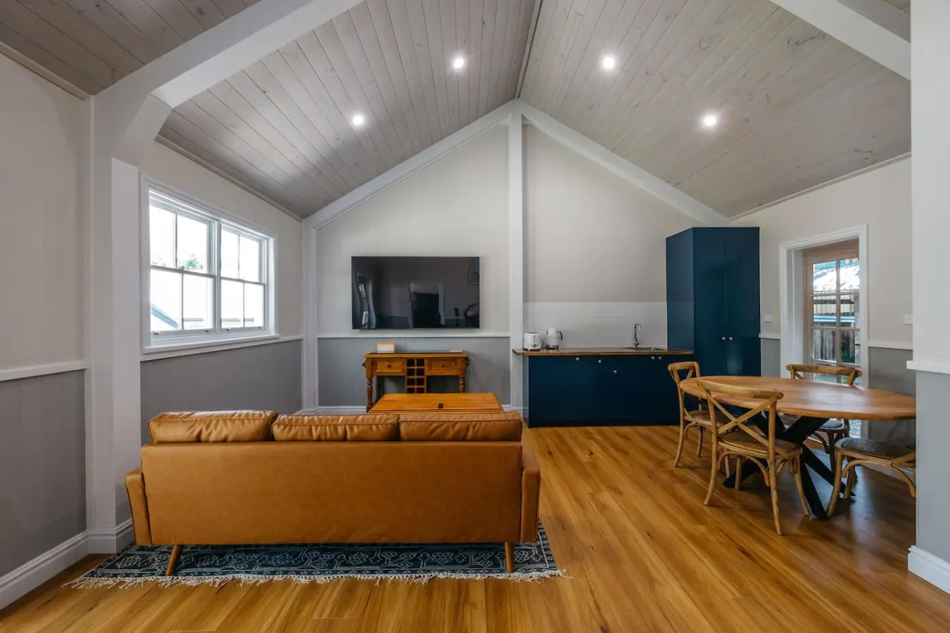Boonara Studio – 1BR with Fireplace, Wentworth Falls - Image 2