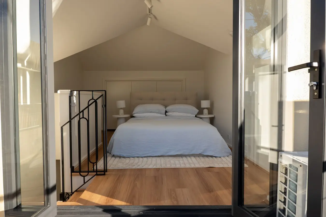 Foreshore Terrace  – 3BR in Glebe with Garage, Glebe - Image 18